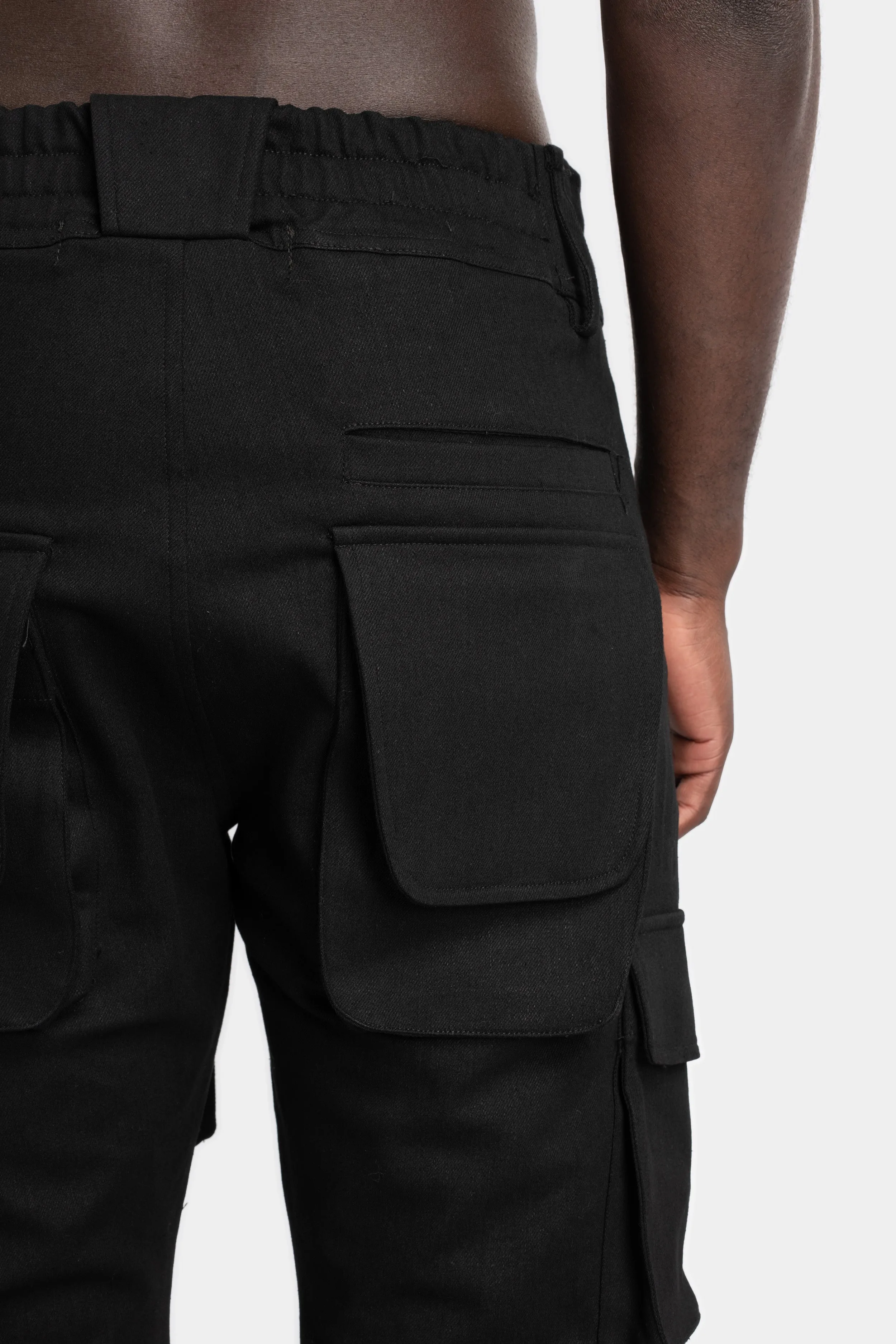 11-unit max cargo pants