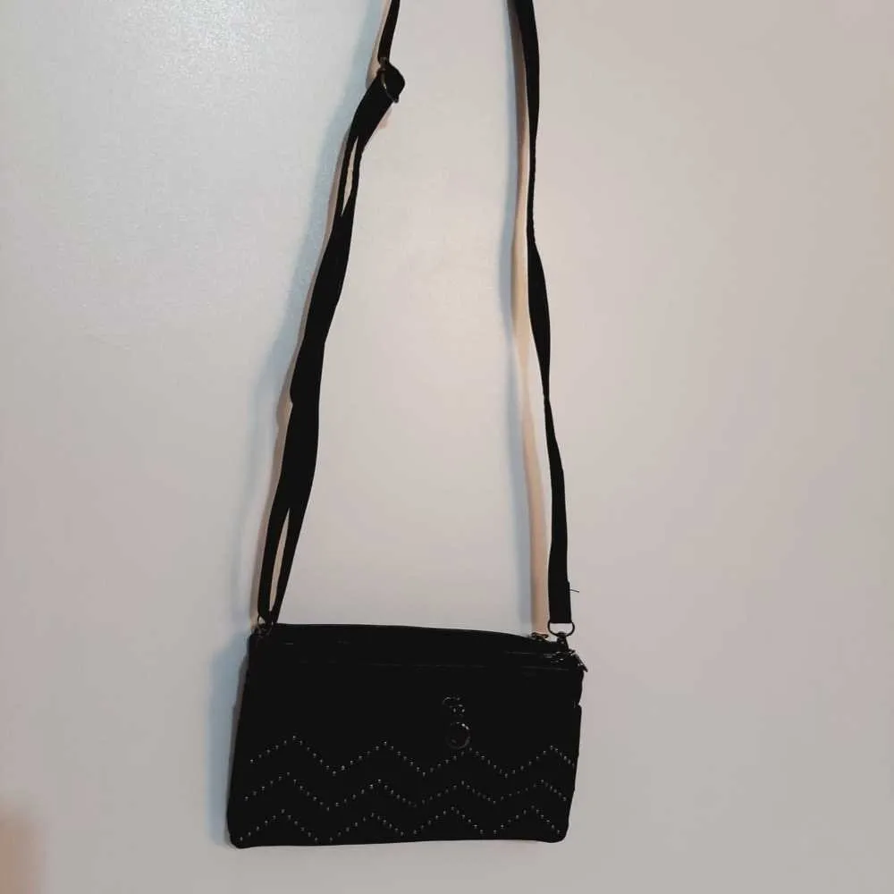 2 in 1 Wallet   Crossbody Bag - Black - W18