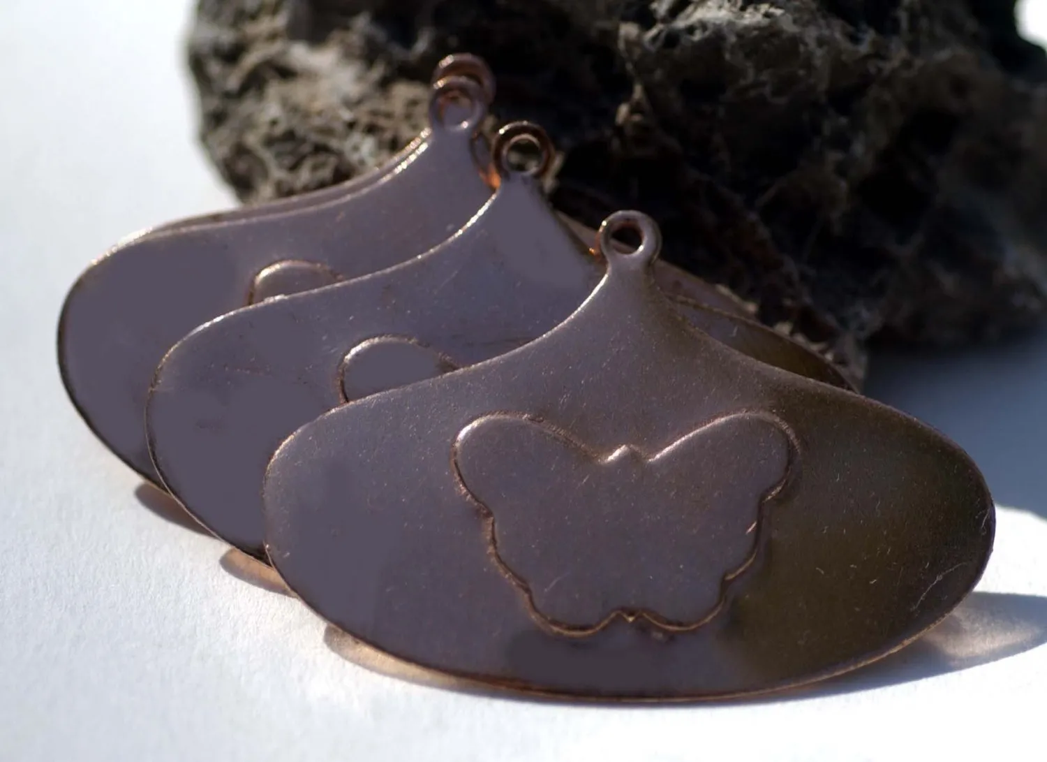 23mm x 15mm Butterfly Embossed on Arabic Hoops with Hole Cutout Blank for Enameling Stamping Texturing Jewelry Making Blanks