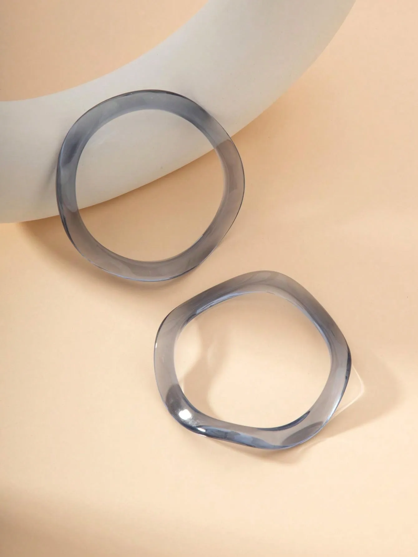 2pcs/Set Style Acrylic Wave Design Bangle Bracelet
