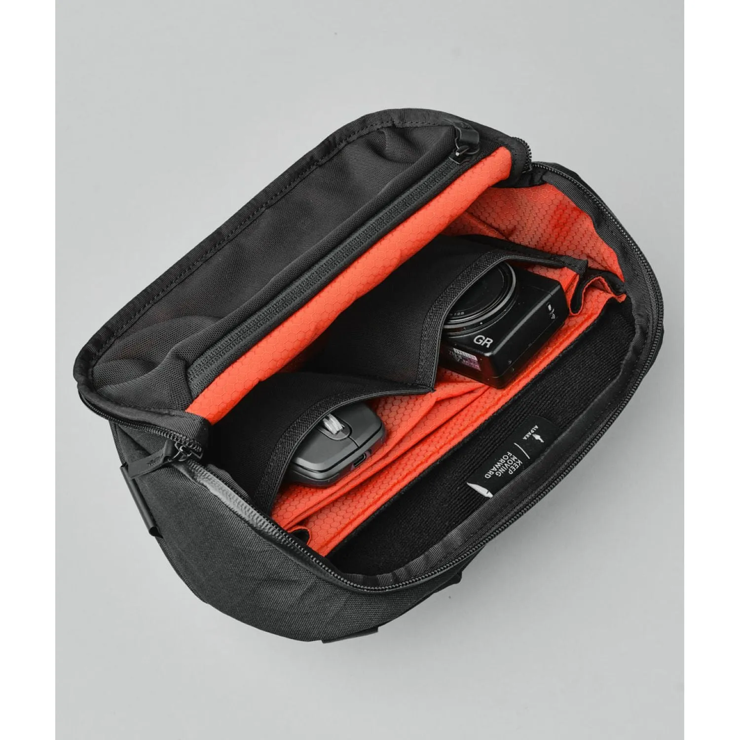 ALPAKA Vertex Pouch