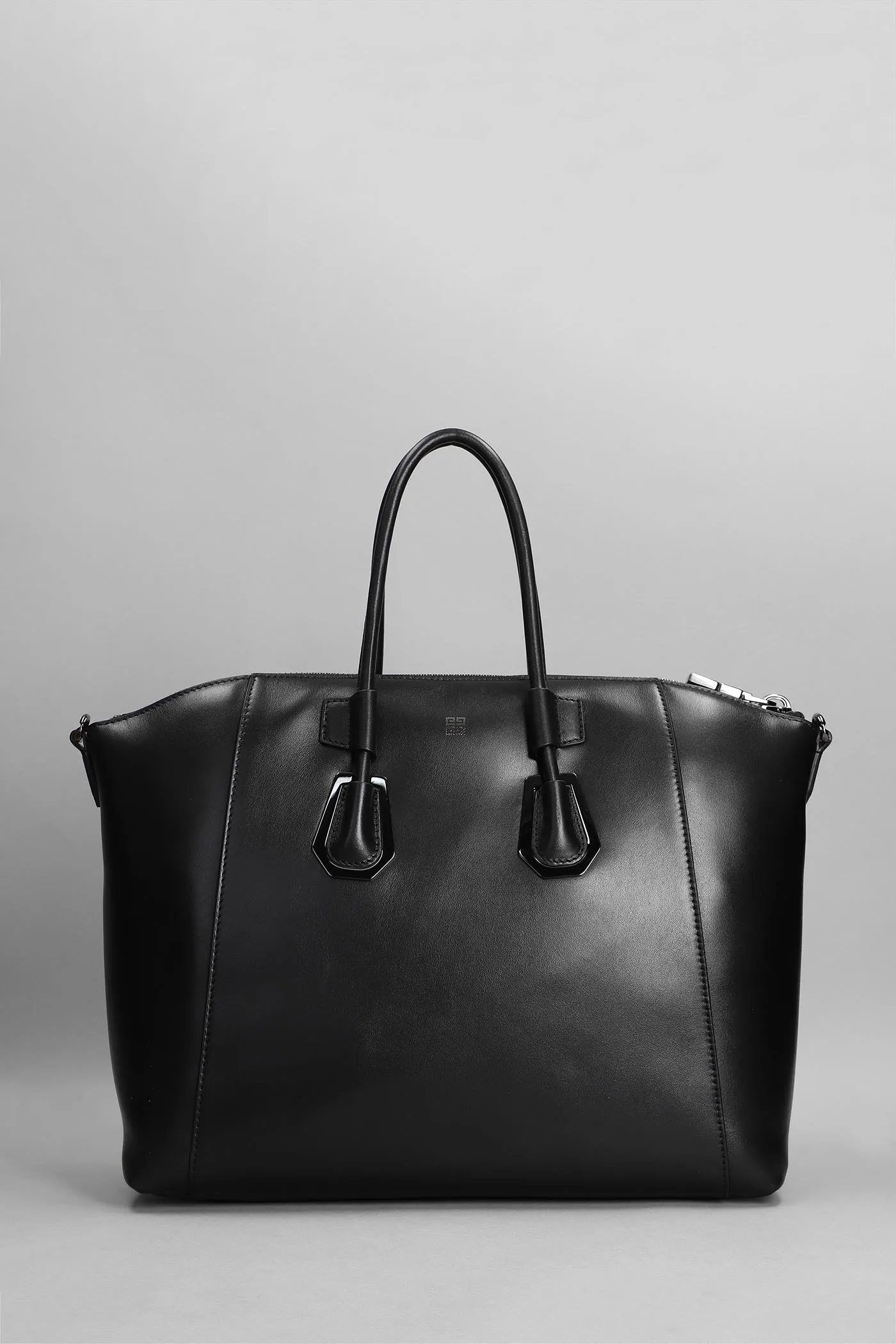Antigona sport Hand bag in black leather