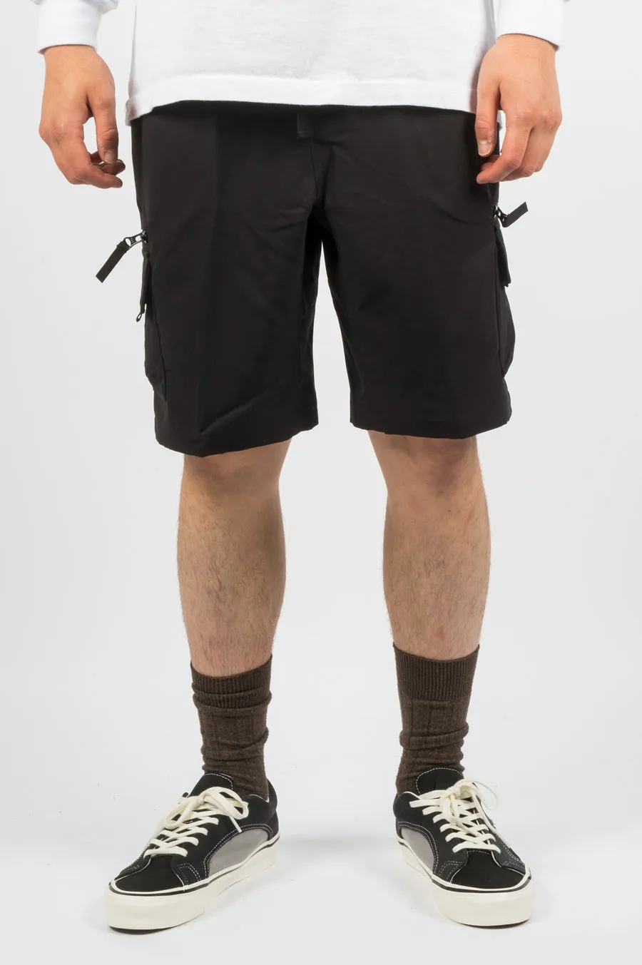 CARHARTT WIP ELMWOOD SHORT BLACK
