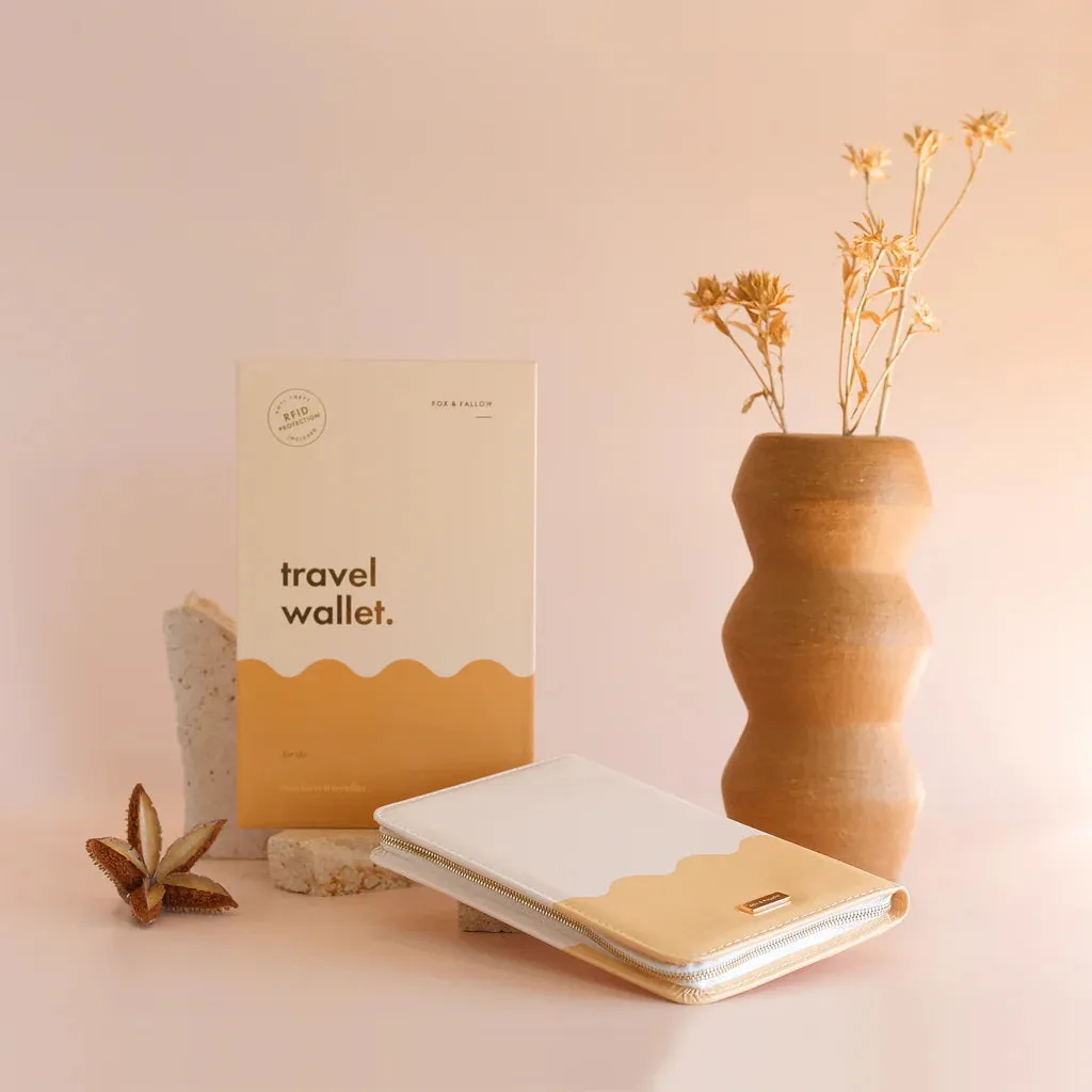 Carmel Ripple Travel Wallet