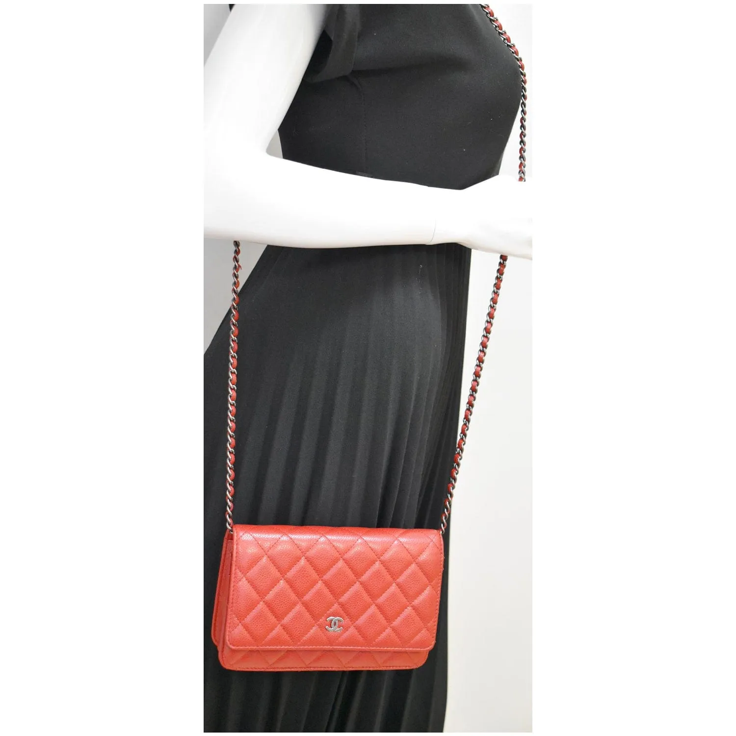 CHANEL CC WOC Caviar Leather Chain Crossbody Bag Red