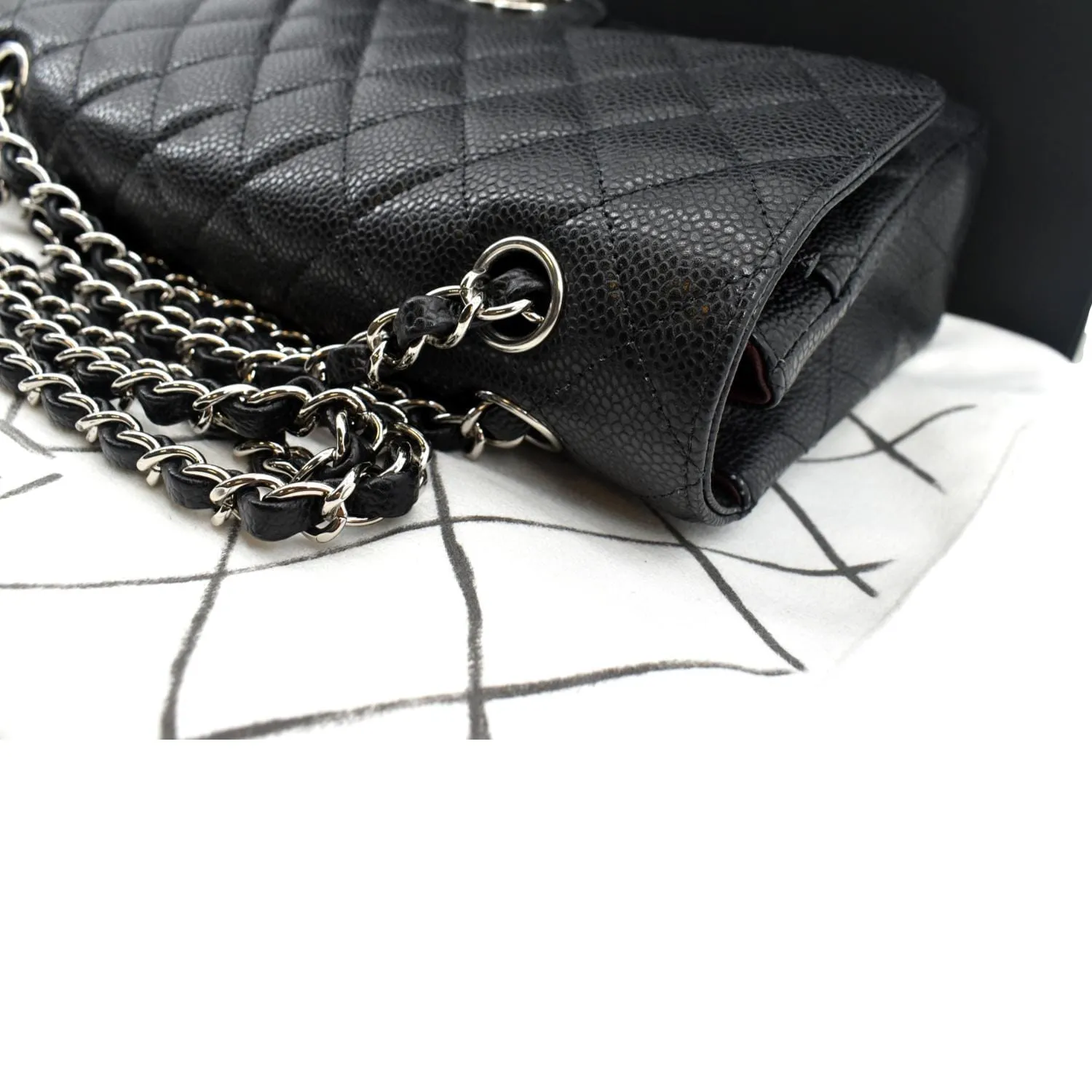 CHANEL Classic Double Flap Medium Leather Shoulder Bag Black