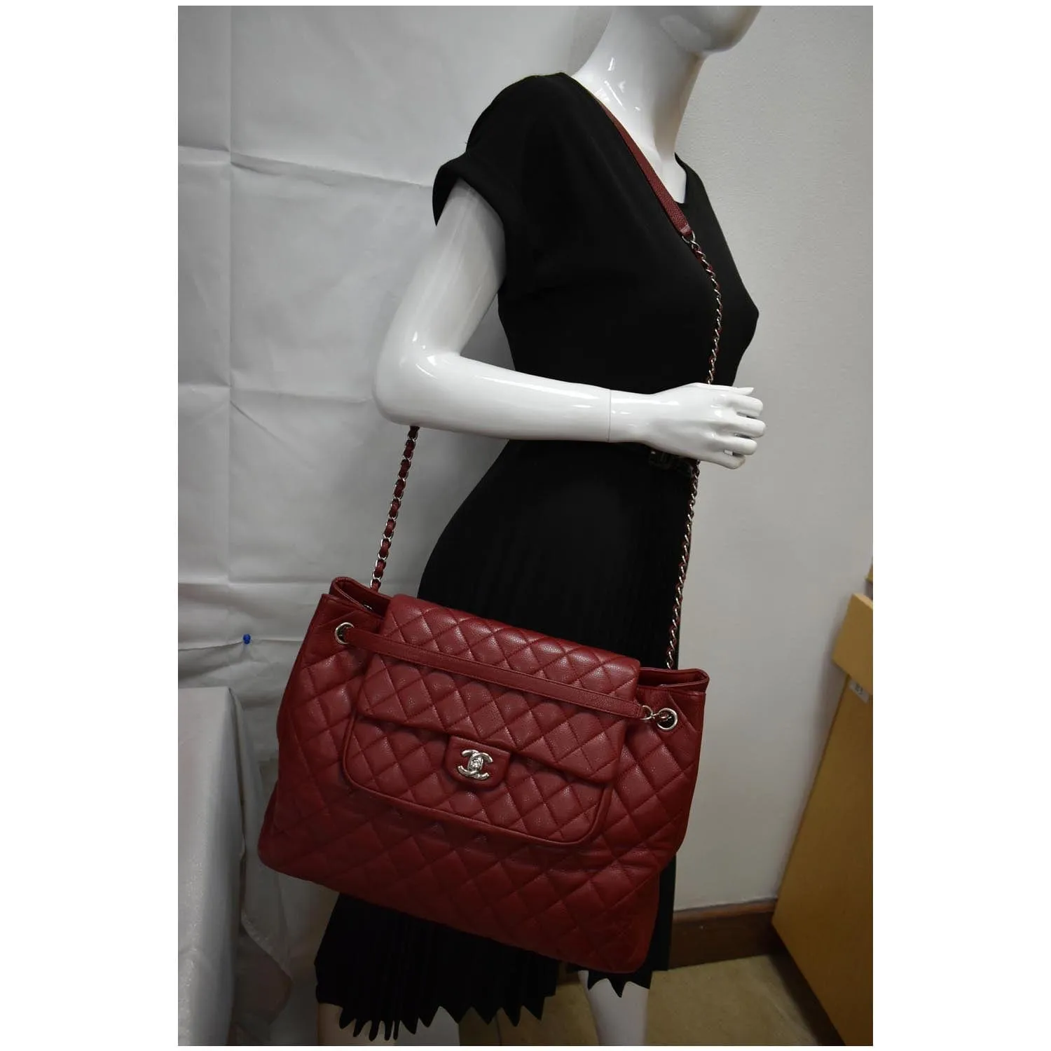 CHANEL Front Flap Pocket Quilted Caviar Leather Tote Shoulder Bag Red- 20% OFF