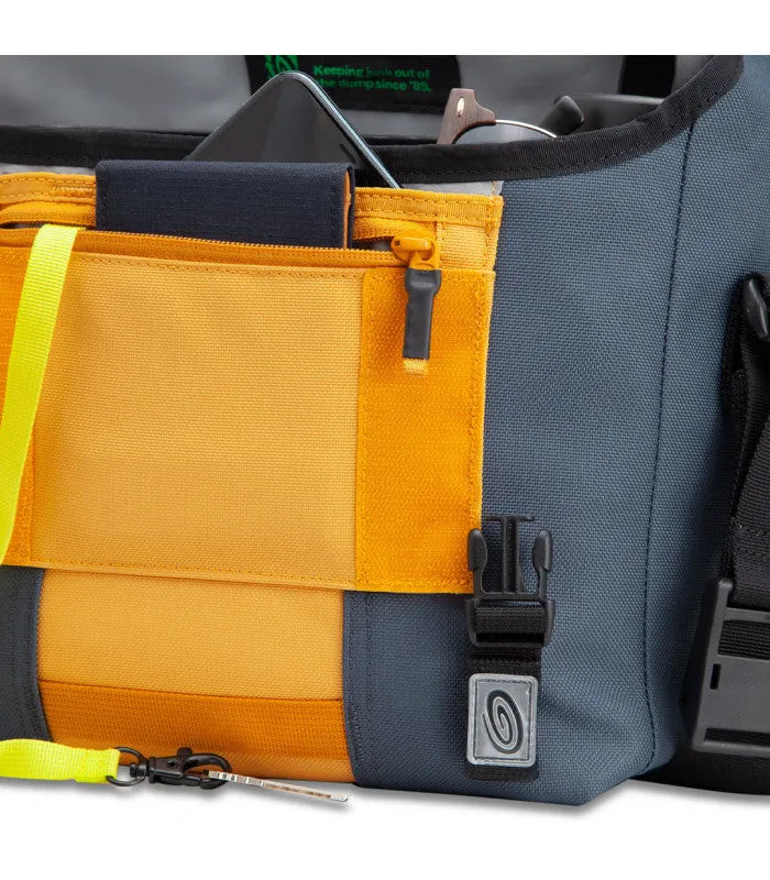 Classic Messenger Sling Bag 6L