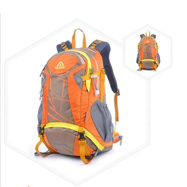 Denali Series Lightweight Hiking & Travel Backpack, Unisex, 30 Liters