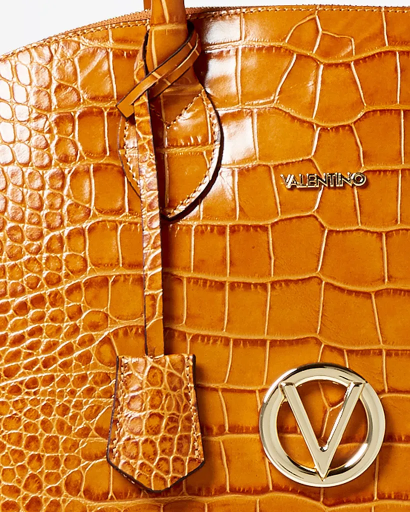 FW18 - Croco - Bravia - Chivas Whiskey