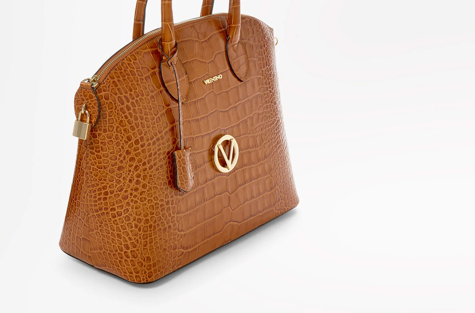 FW18 - Croco - Bravia - Chivas Whiskey