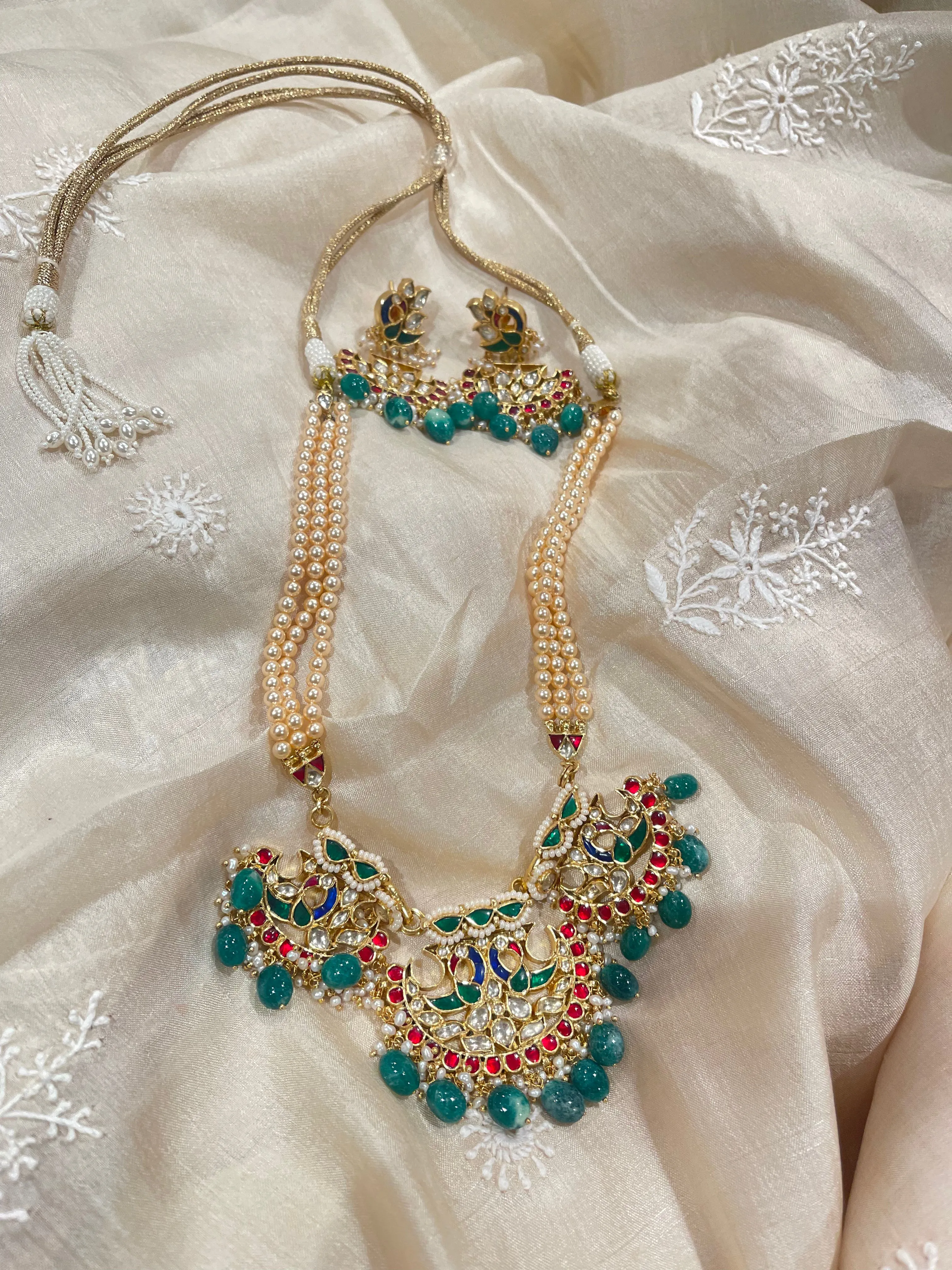 Game of Love Necklace Set