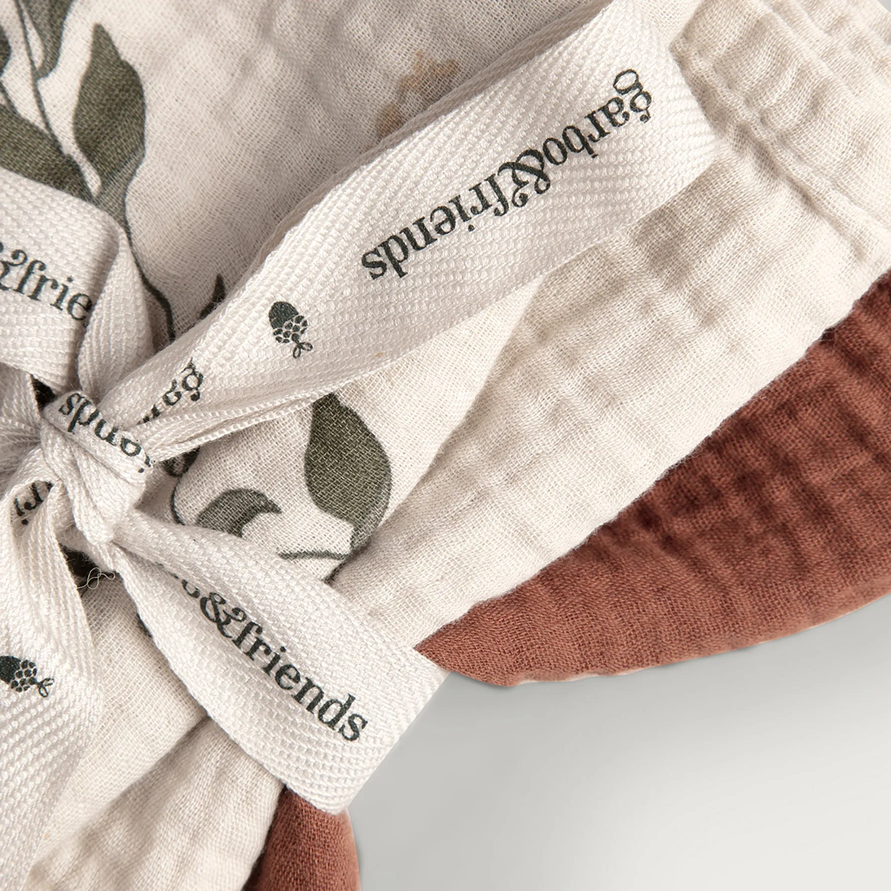 Garbo & Friends Muslin Burp Cloth 3pcs - Honeysuckle
