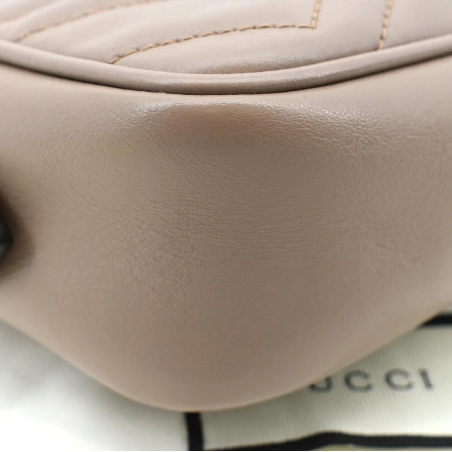 GUCCI GG Marmont Mini Matelasse Leather Crossbody Bag Dusty Pink 448065