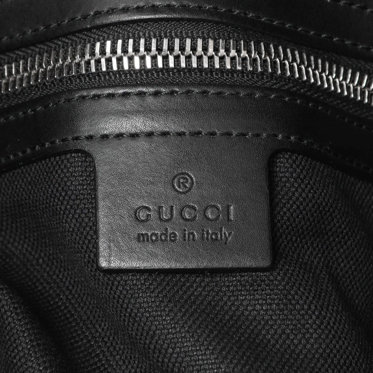 Gucci GG Supreme Monogram Web Flat Messenger Bag