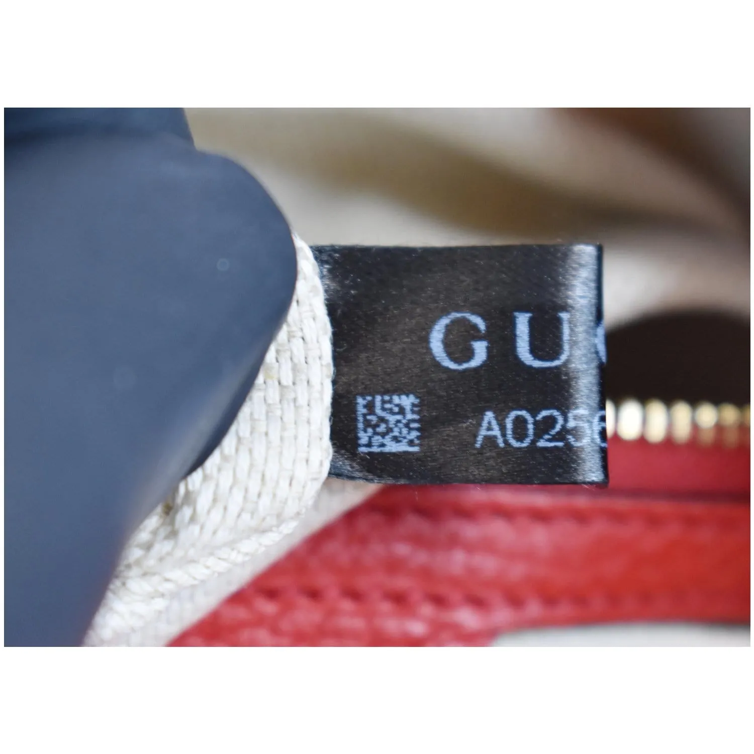 GUCCI Soho Large Pebbled Leather Hobo Shoulder Bag Red 536194