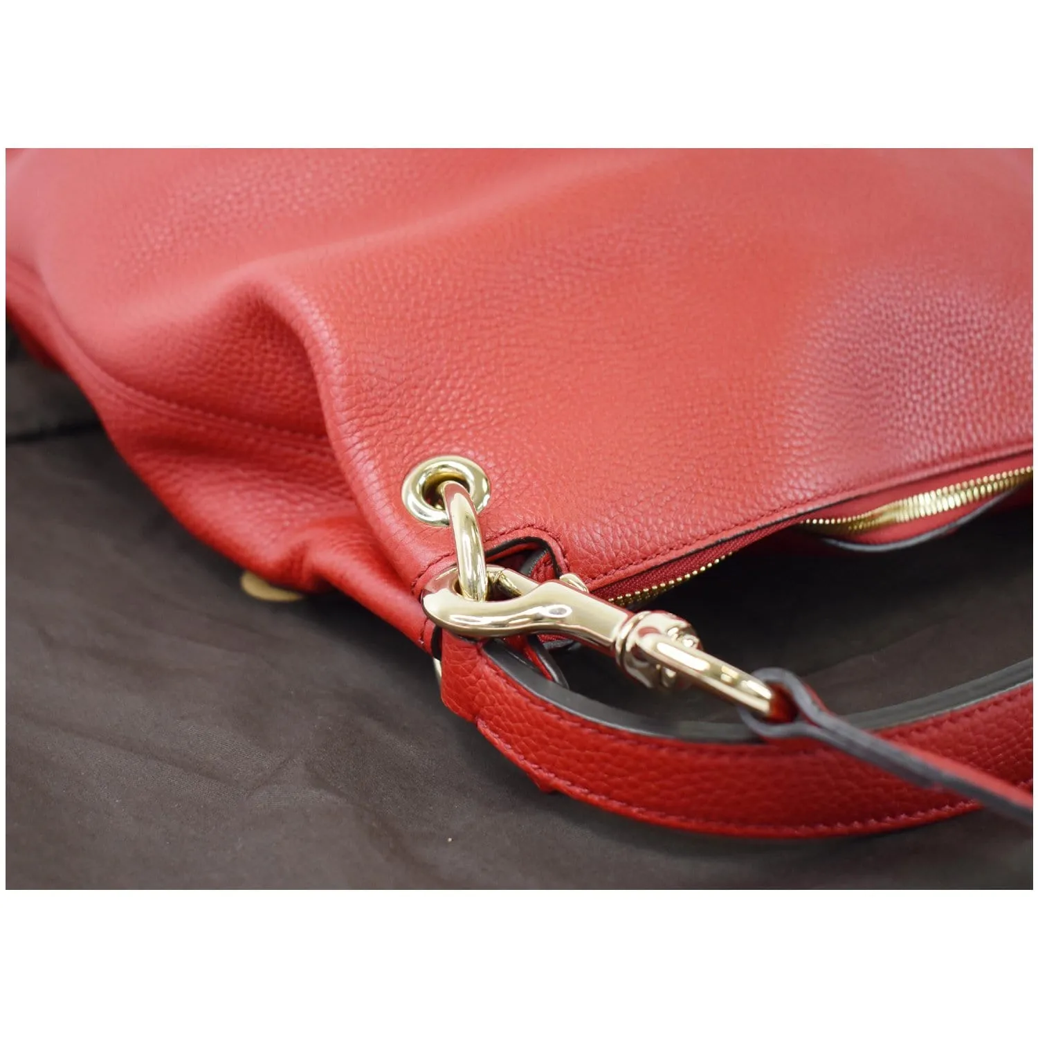 GUCCI Soho Large Pebbled Leather Hobo Shoulder Bag Red 536194