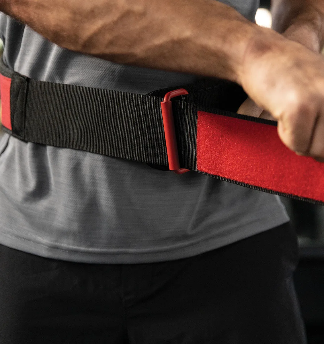 Harbinger Men's 4.5" HexCore Weight Lifting Belt - Black/Red