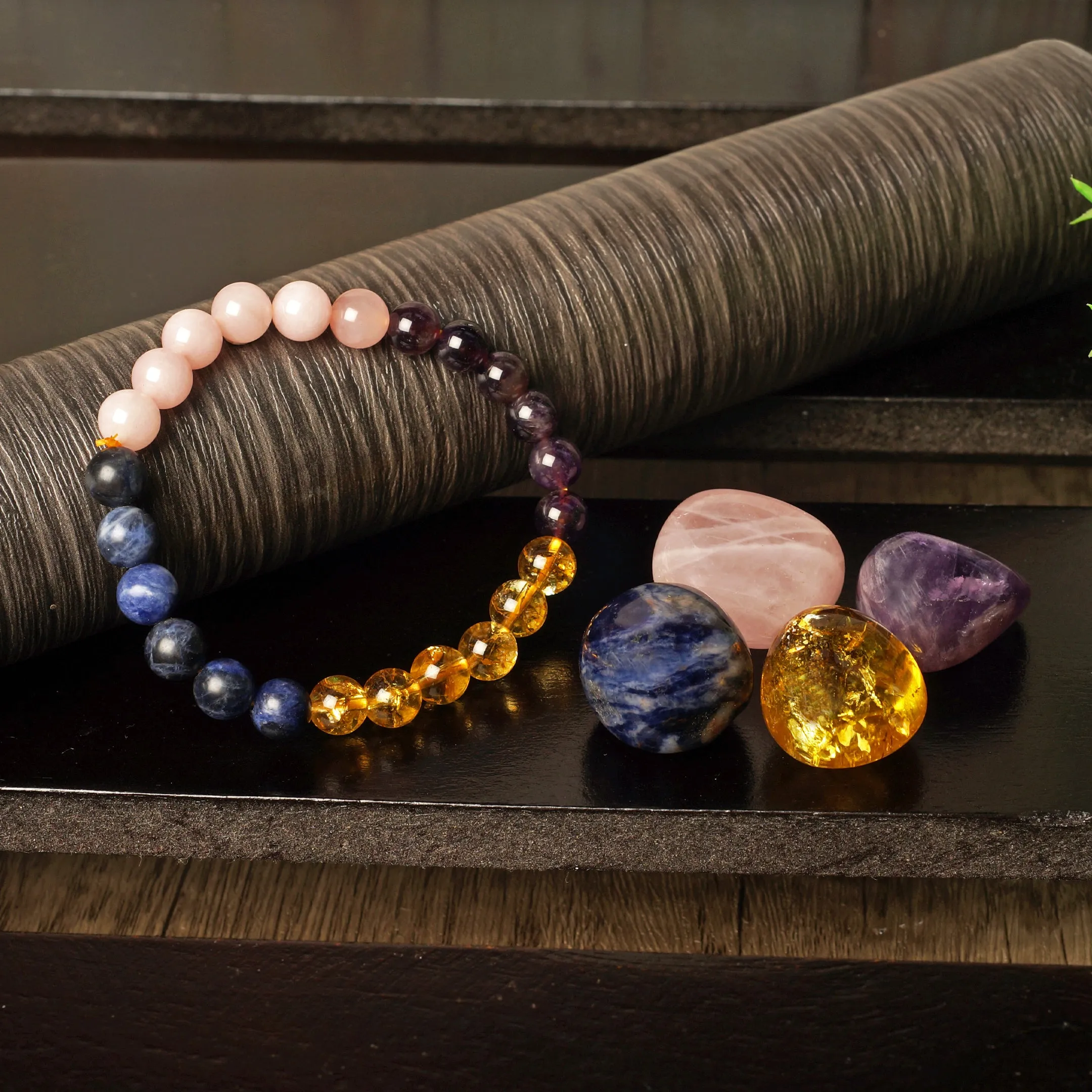 Healing Crystal Set for Sleep - 7 inch Stretchable unisex bracelet with Amethyst, Citrine, Sodalite and Rose Quartz Palm Stones for better sleep, good dreams, spiritual awareness & overall well-being