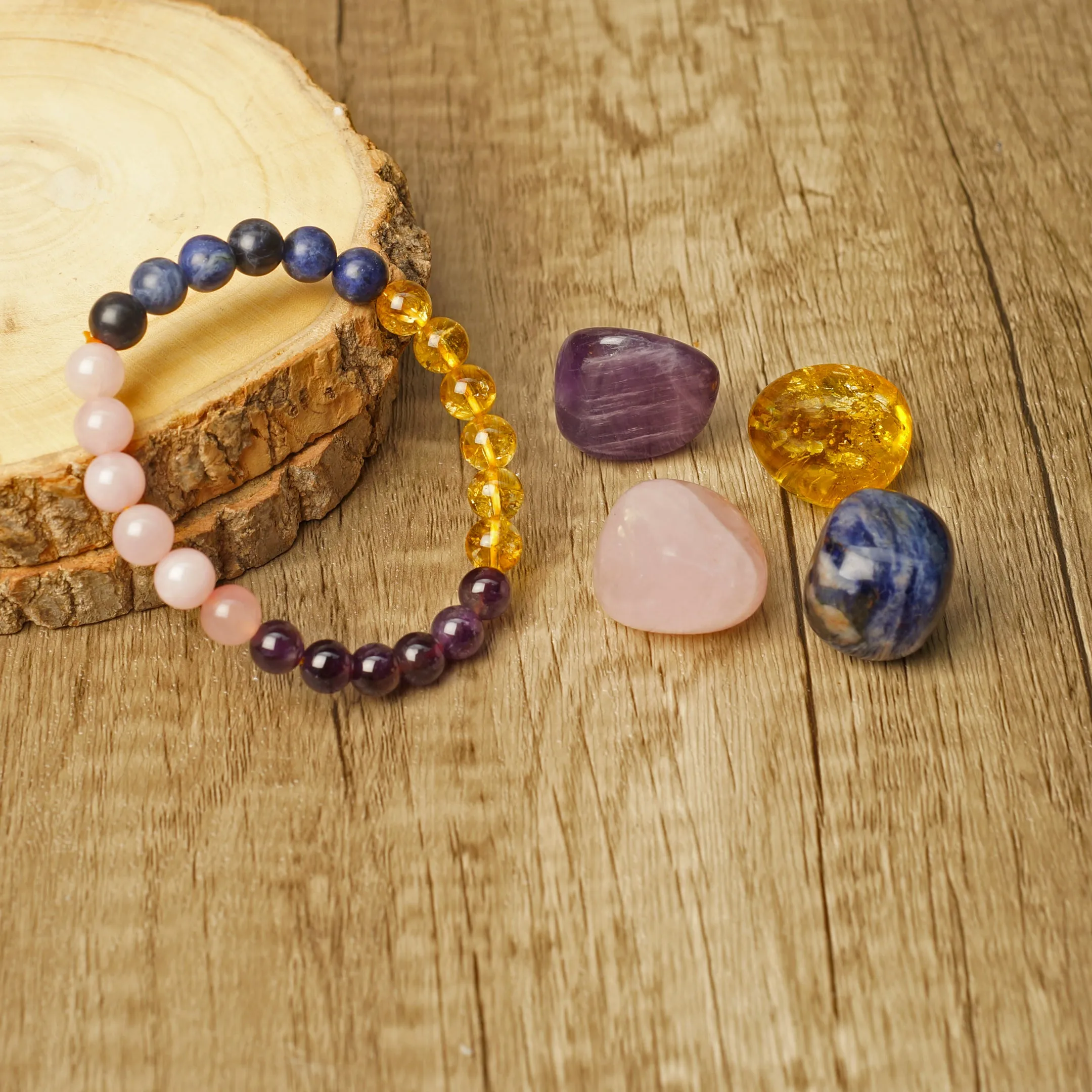 Healing Crystal Set for Sleep - 7 inch Stretchable unisex bracelet with Amethyst, Citrine, Sodalite and Rose Quartz Palm Stones for better sleep, good dreams, spiritual awareness & overall well-being