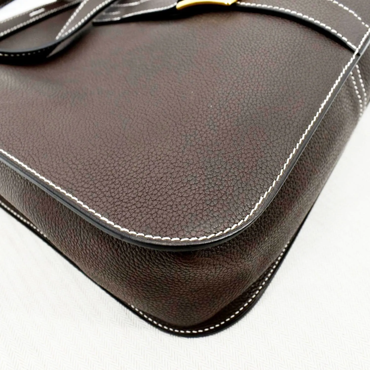HERMES Halzan 31 Clemence Leather Crossbody Bag Etoupe