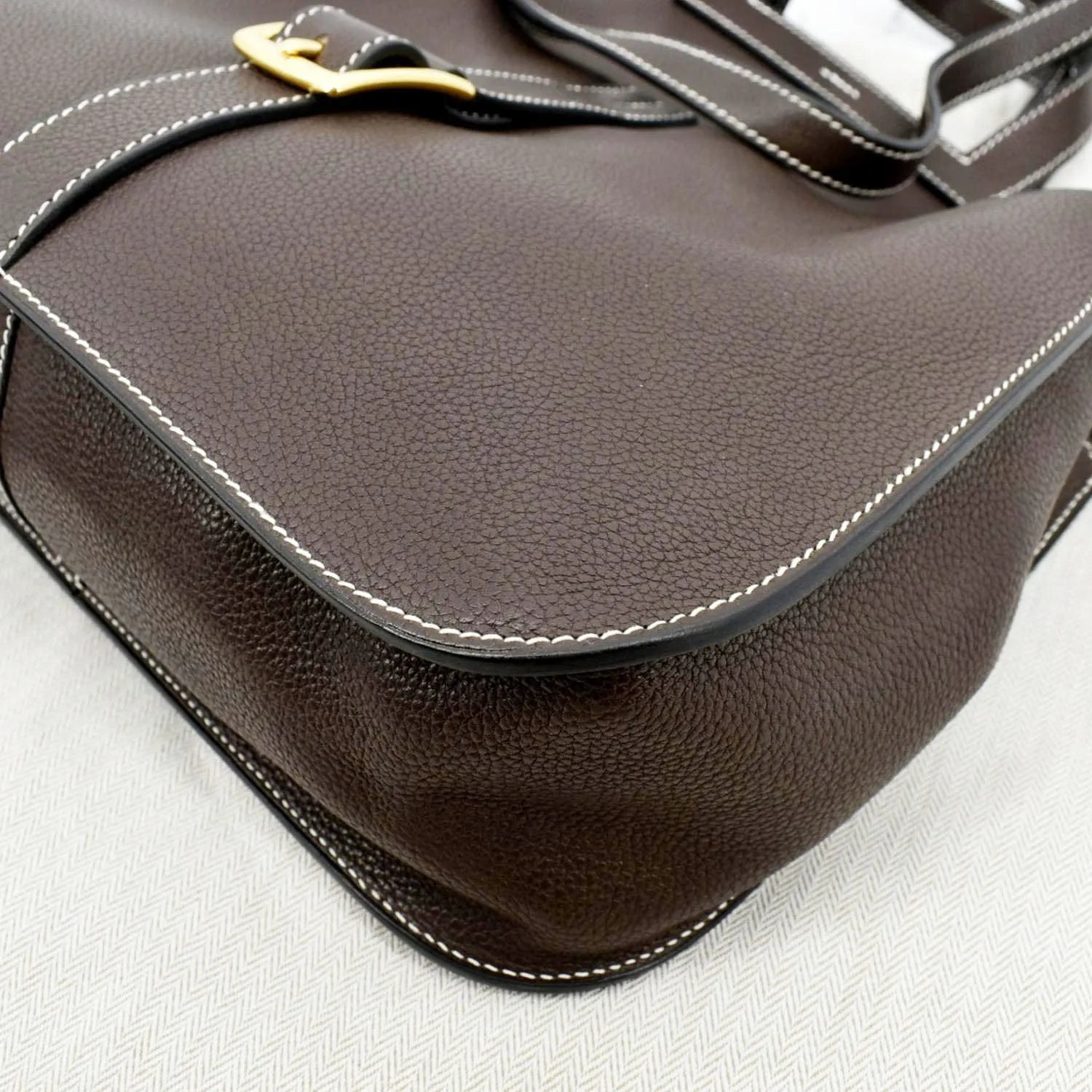 HERMES Halzan 31 Clemence Leather Crossbody Bag Etoupe