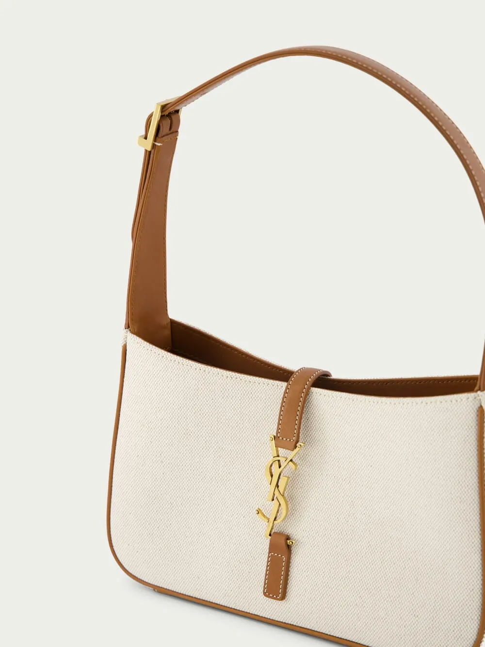 Le 5 à 7 Shoulder Bag