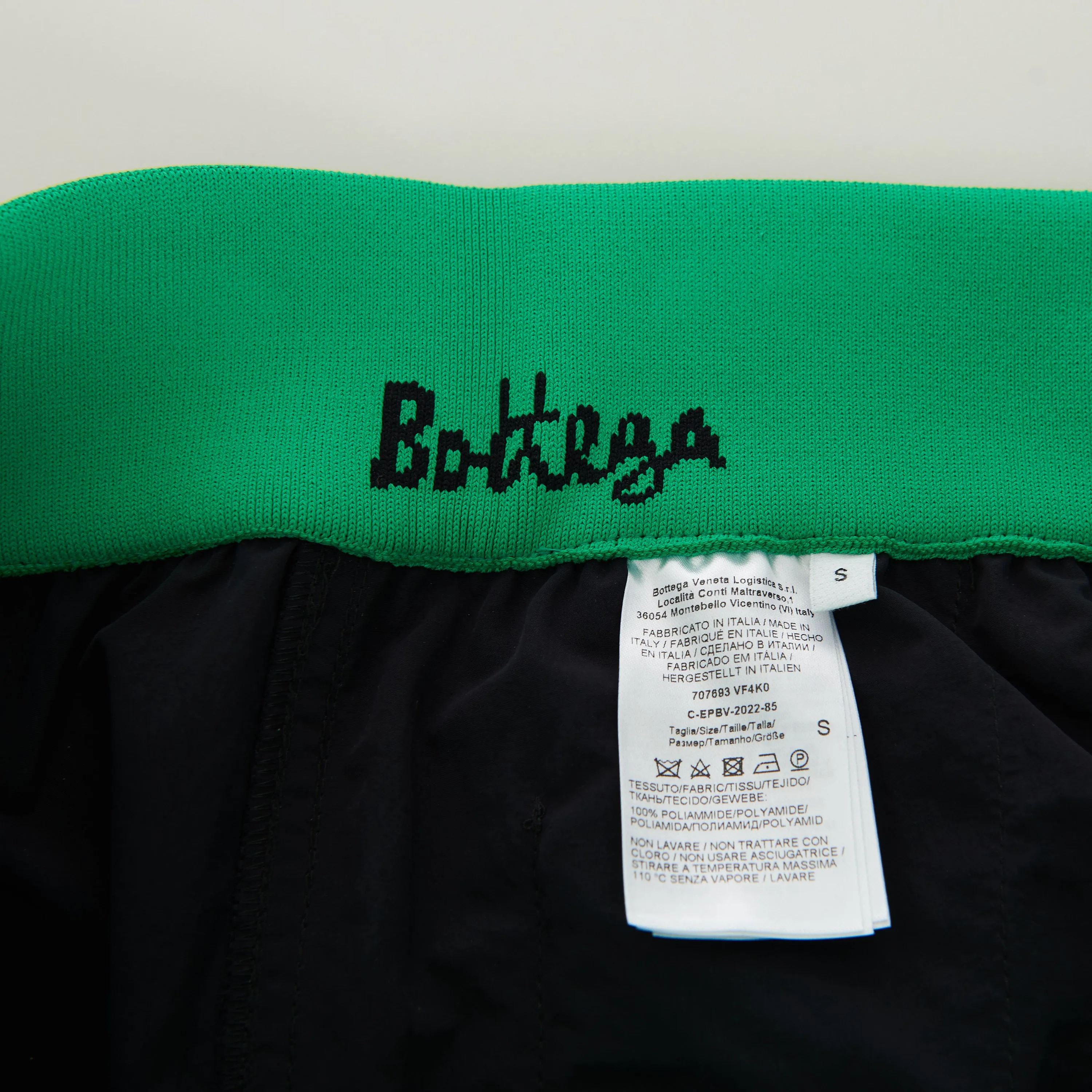 Logo Detailed Joggers Pants In Black Tech Nylon