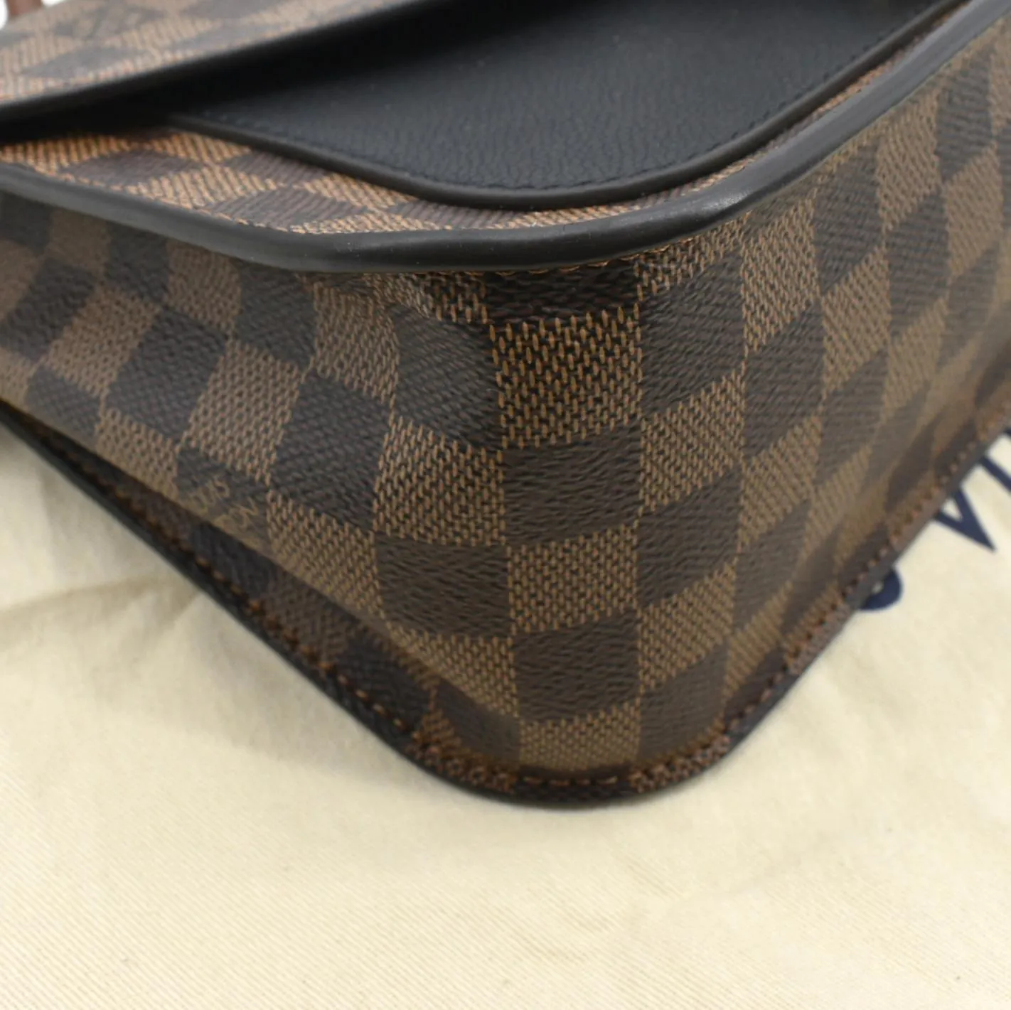 LOUIS VUITTON Beaumarchais Damier Ebene Shoulder Bag Brown