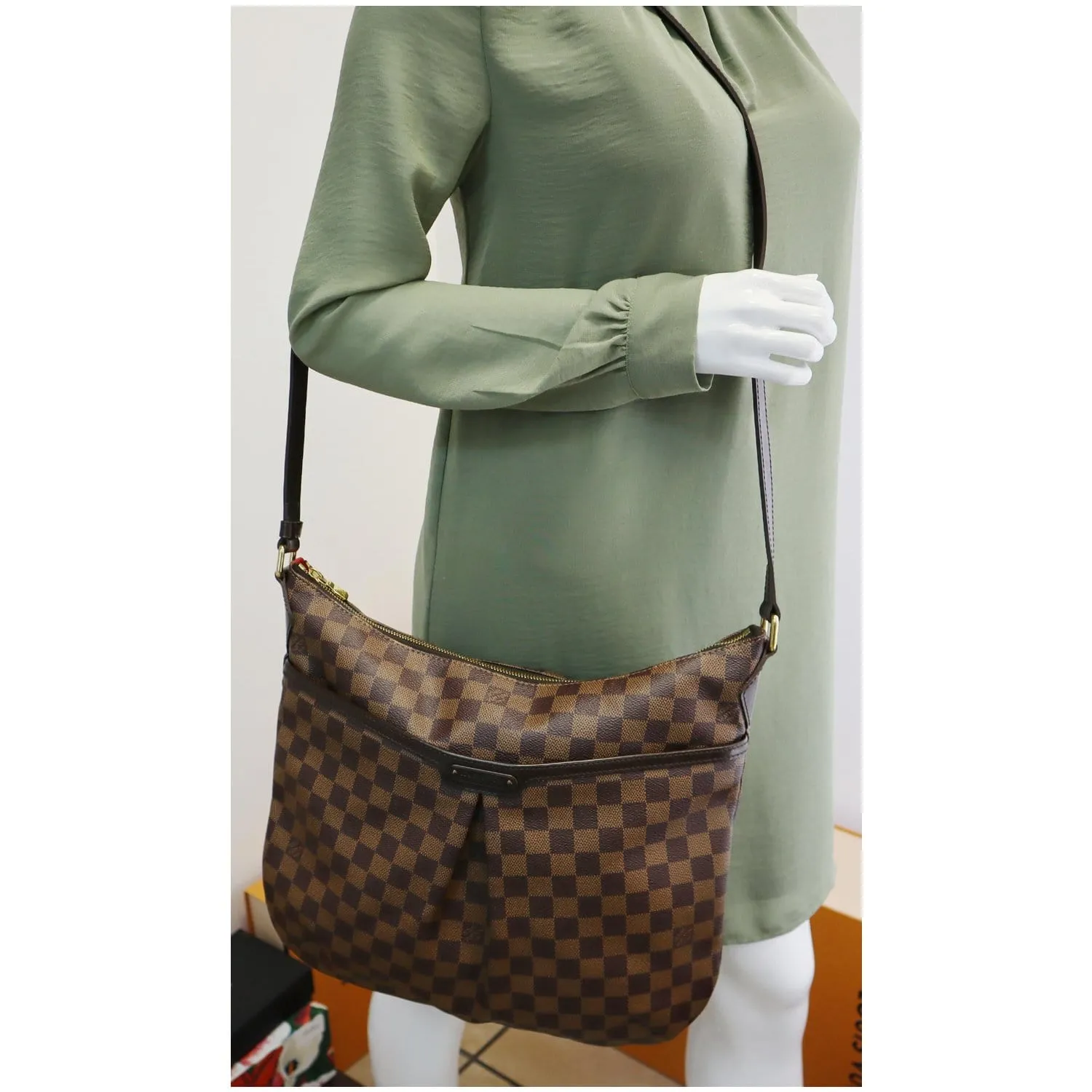 LOUIS VUITTON Bloomsbury GM Damier Ebene Shoulder Crossbody Bag Brown