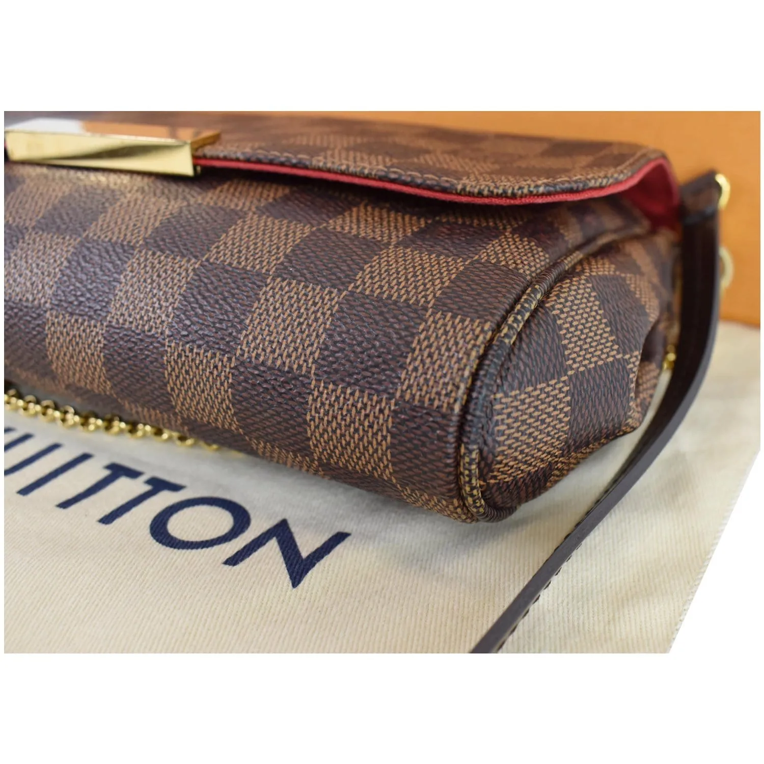 LOUIS VUITTON Favorite MM Damier Ebene Crossbody Bag Brown