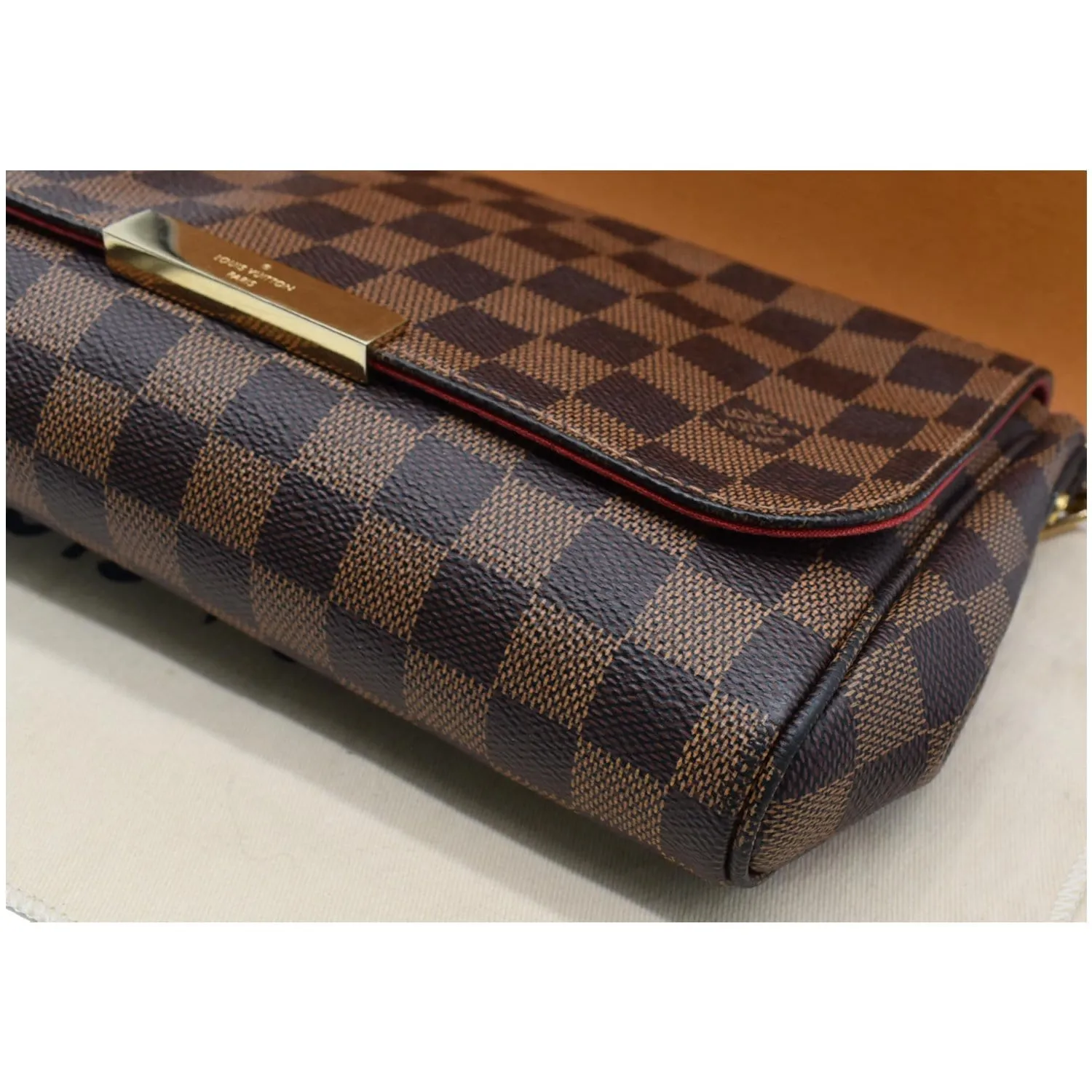 LOUIS VUITTON Favorite MM Damier Ebene Crossbody Bag Brown