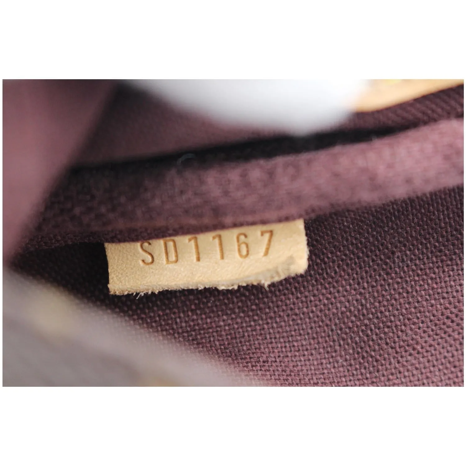 LOUIS VUITTON Favorite MM Monogram Canvas Crossbody Bag Brown