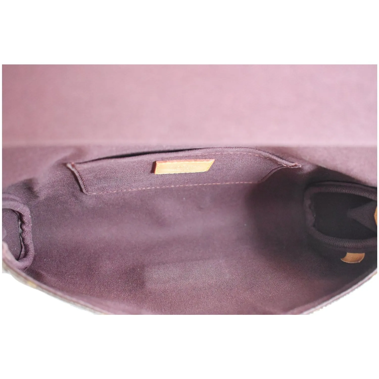 LOUIS VUITTON Favorite MM Monogram Canvas Crossbody Bag Brown