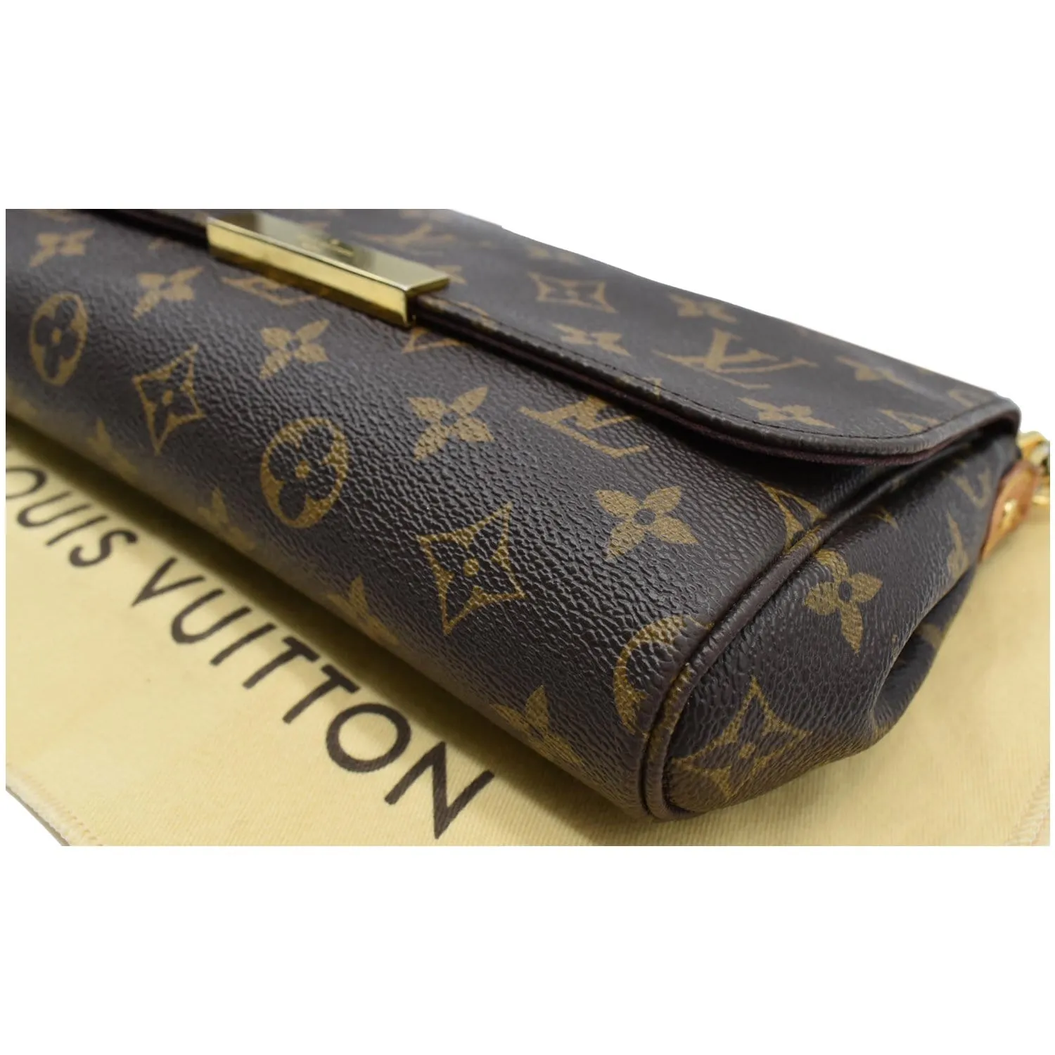 LOUIS VUITTON Favorite MM Monogram Canvas Crossbody Bag Brown