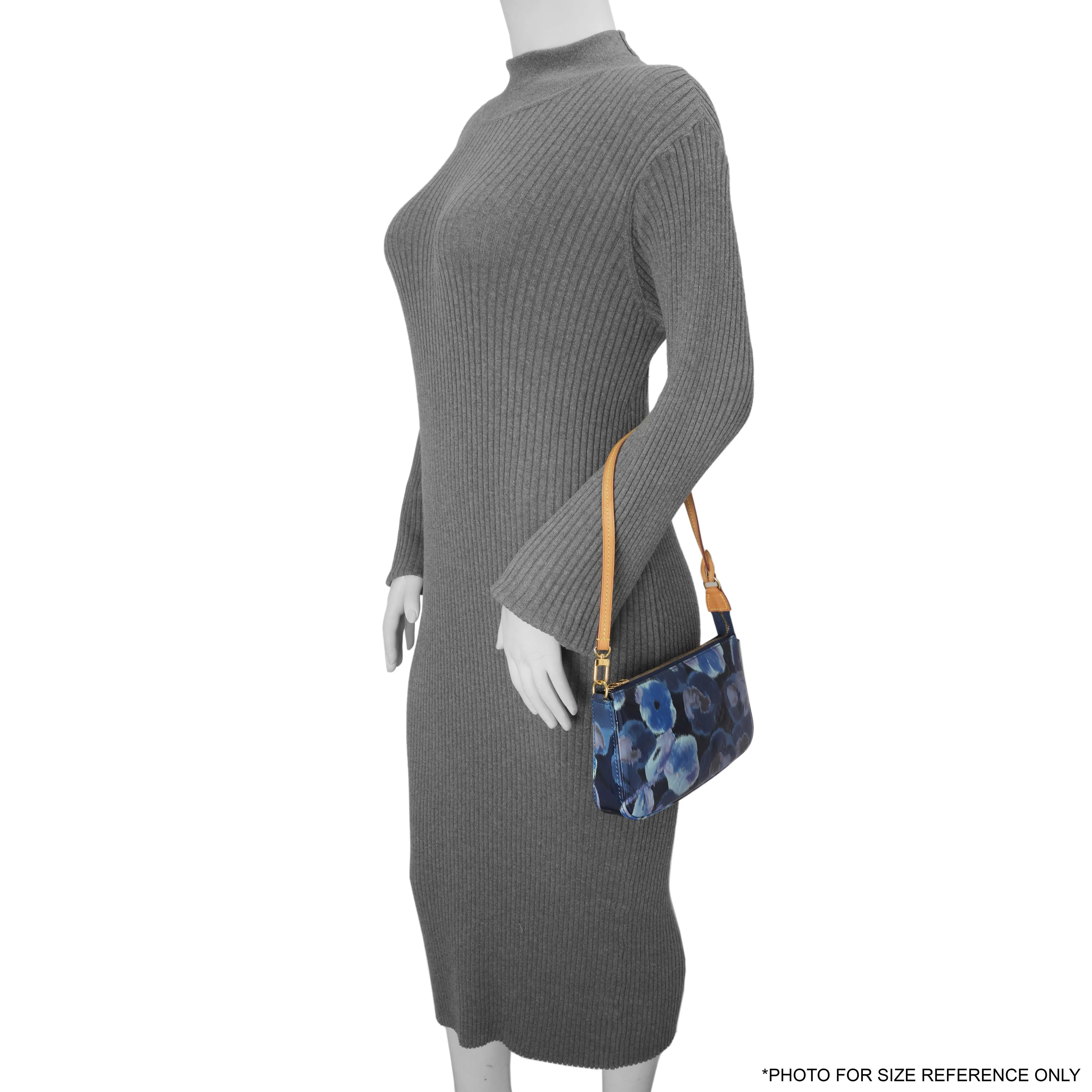 Louis Vuitton Grand Blue Vernis Ikat Pochette Accessories NM
