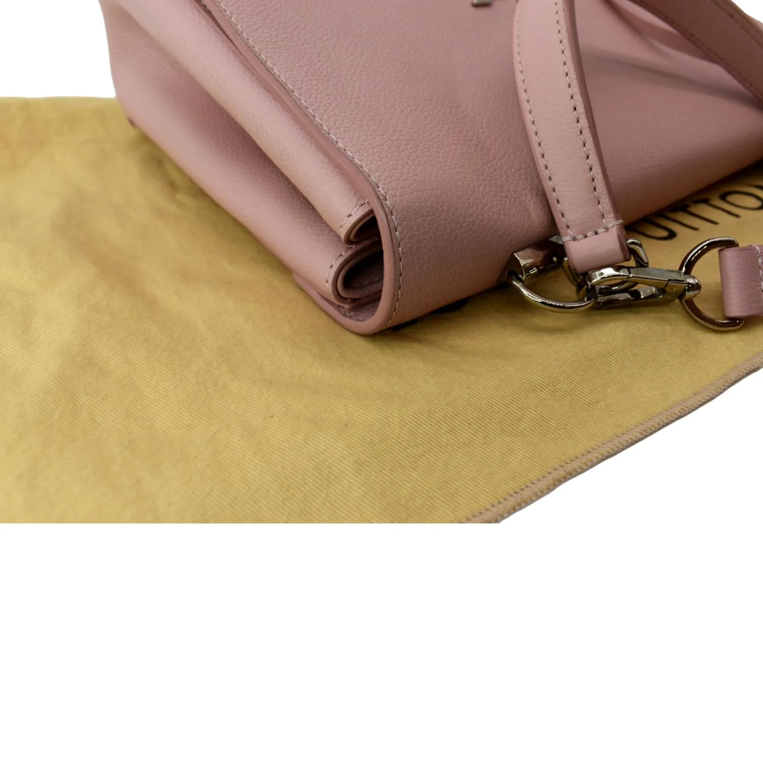 LOUIS VUITTON Lockme II Calfskin Leather Shoulder Bag Pink