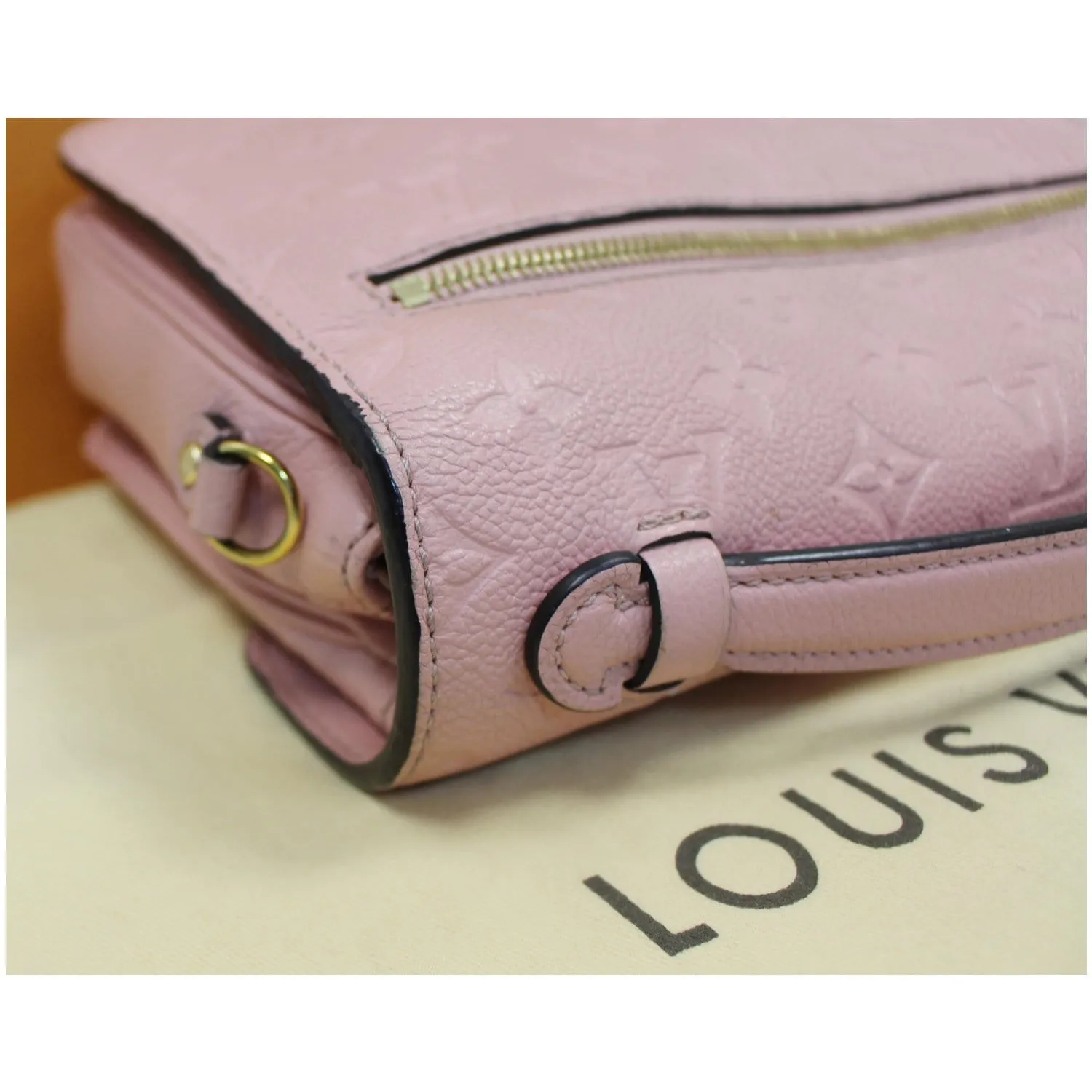 LOUIS VUITTON Metis Pochette Empreinte Leather Crossbody Bag Rose Poudre - 15% OFF