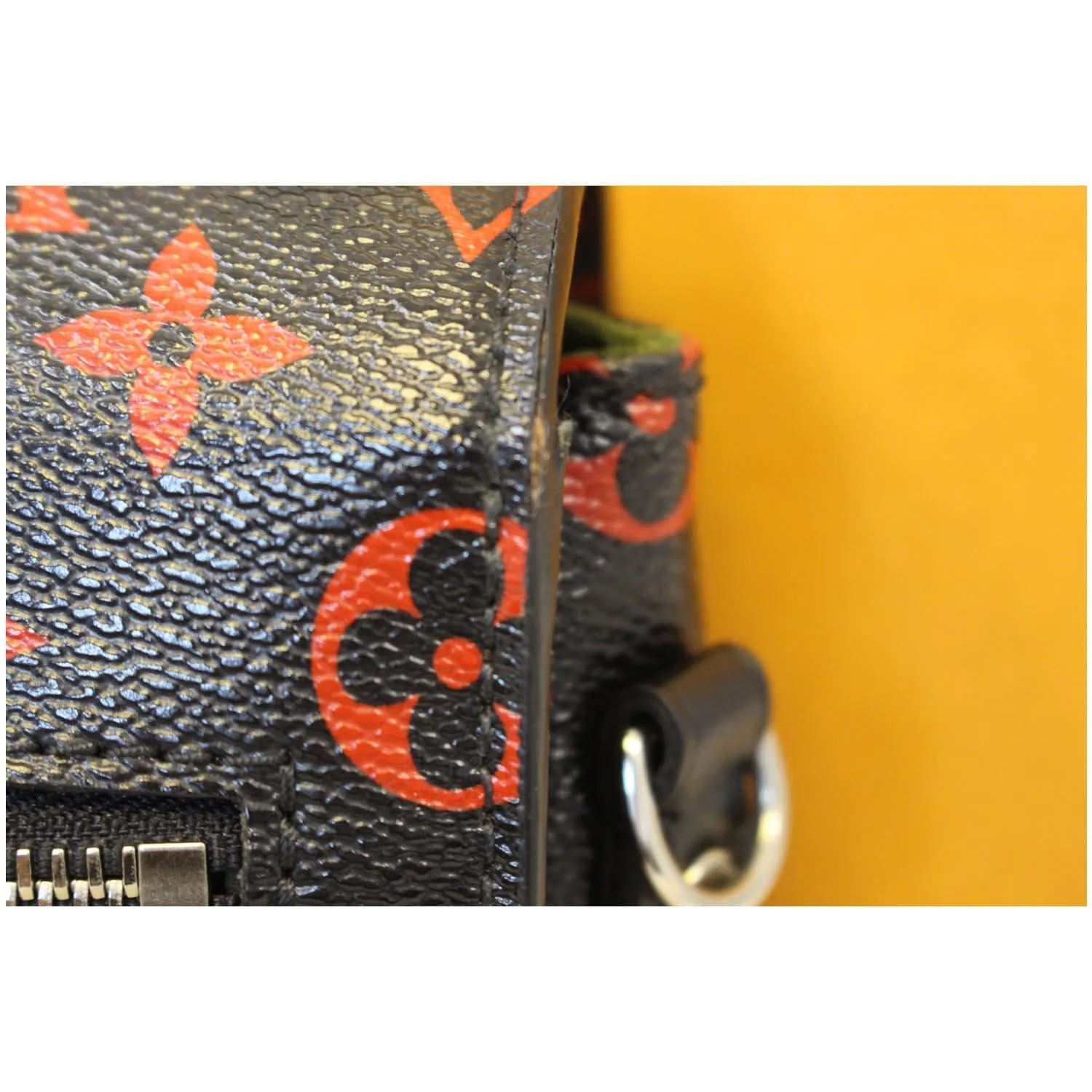 LOUIS VUITTON Metis Pochette Monogram Infrarouge Shoulder Crossbody Bag