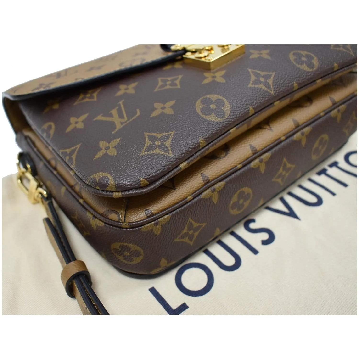 LOUIS VUITTON Metis Pochette Reverse Monogram Canvas Crossbody Bag Brown