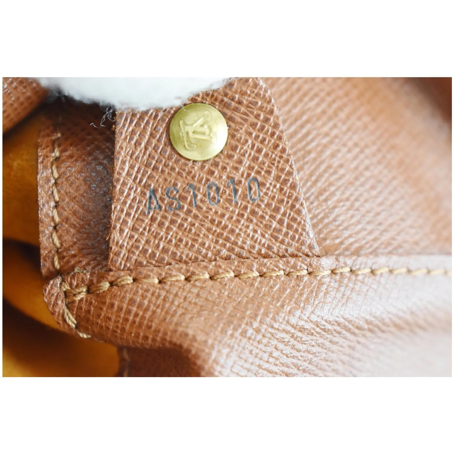 LOUIS VUITTON Musette Large Monogram Canvas Crossbody Bag Brown