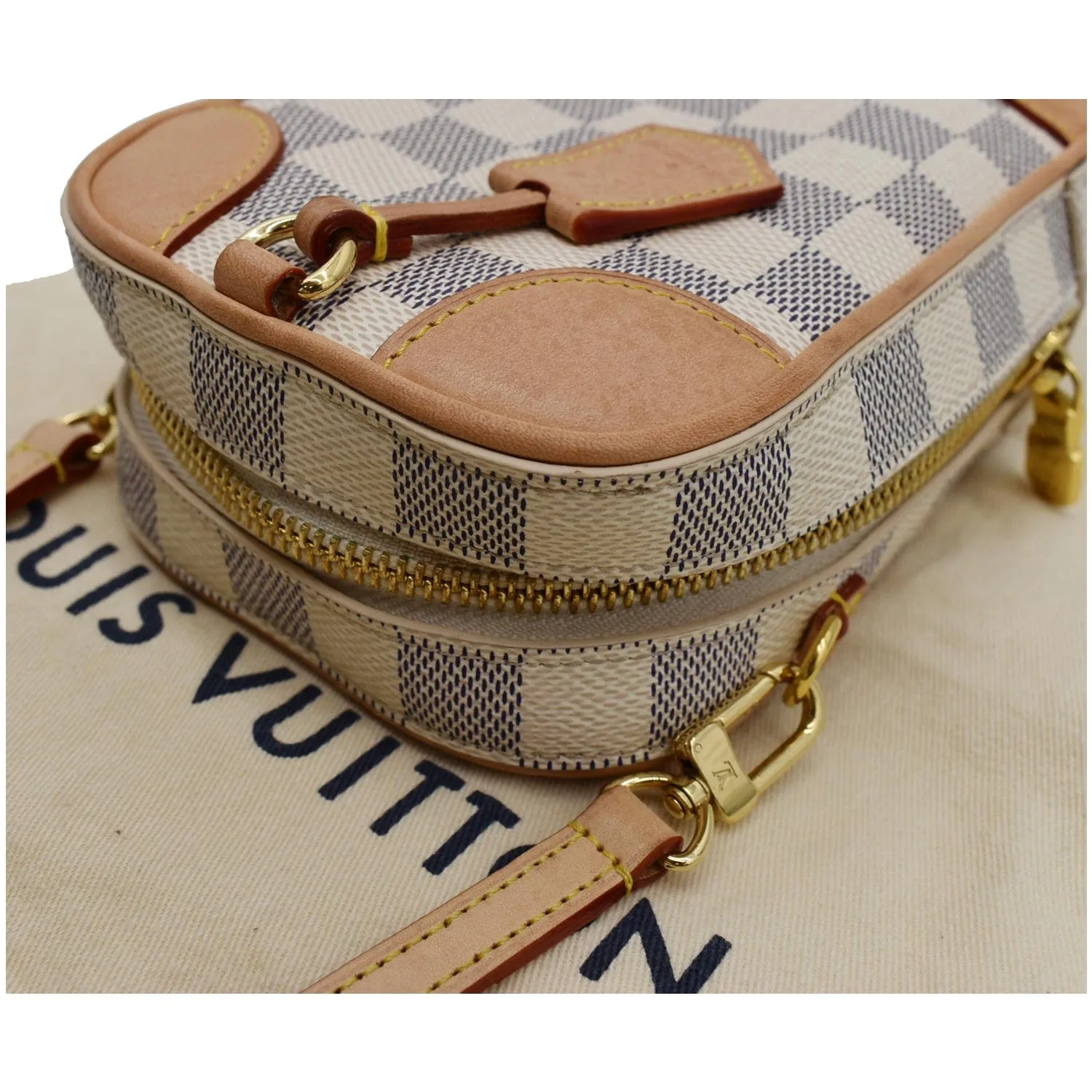 LOUIS VUITTON NeoKapi Damier Azur Shoulder Bag White