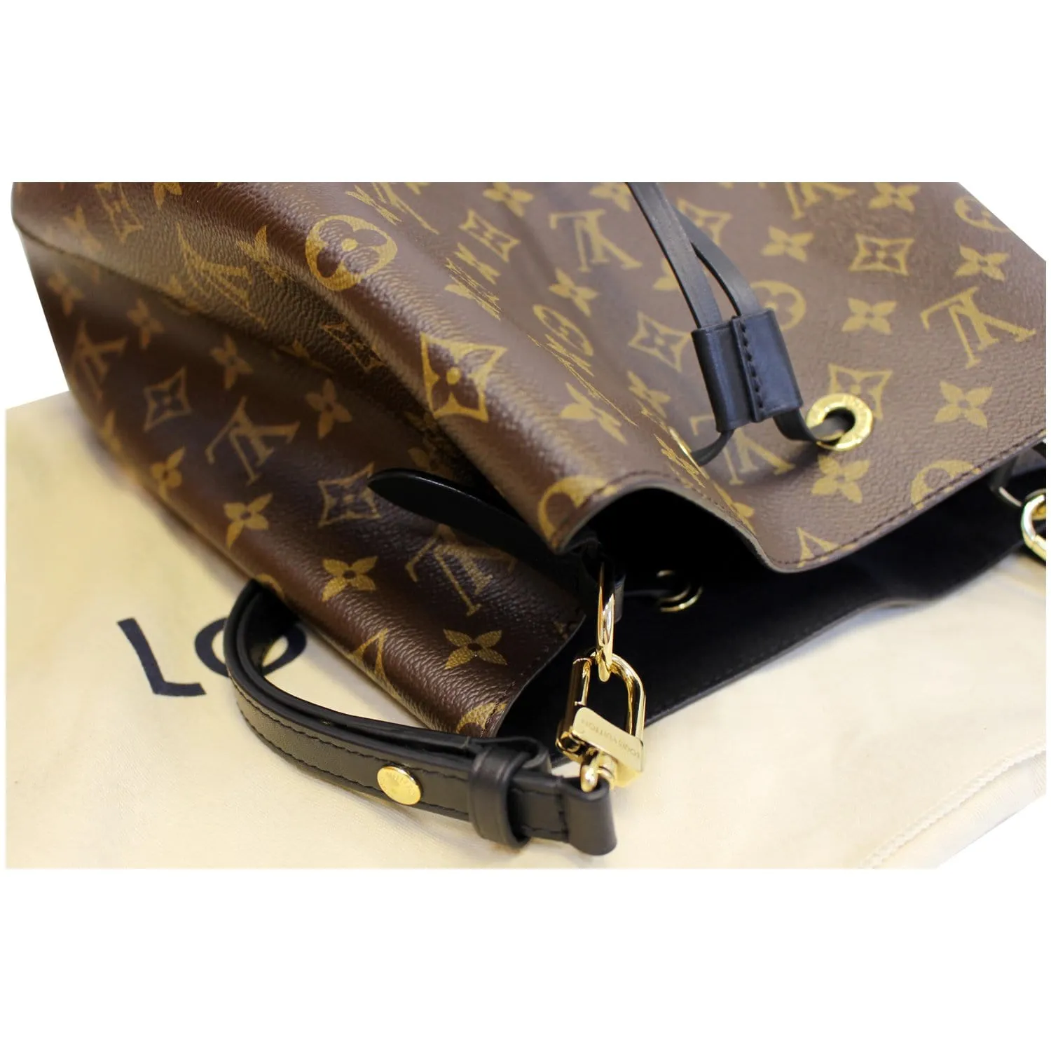 LOUIS VUITTON Neonoe Monogram Canvas Shoulder Bag Black