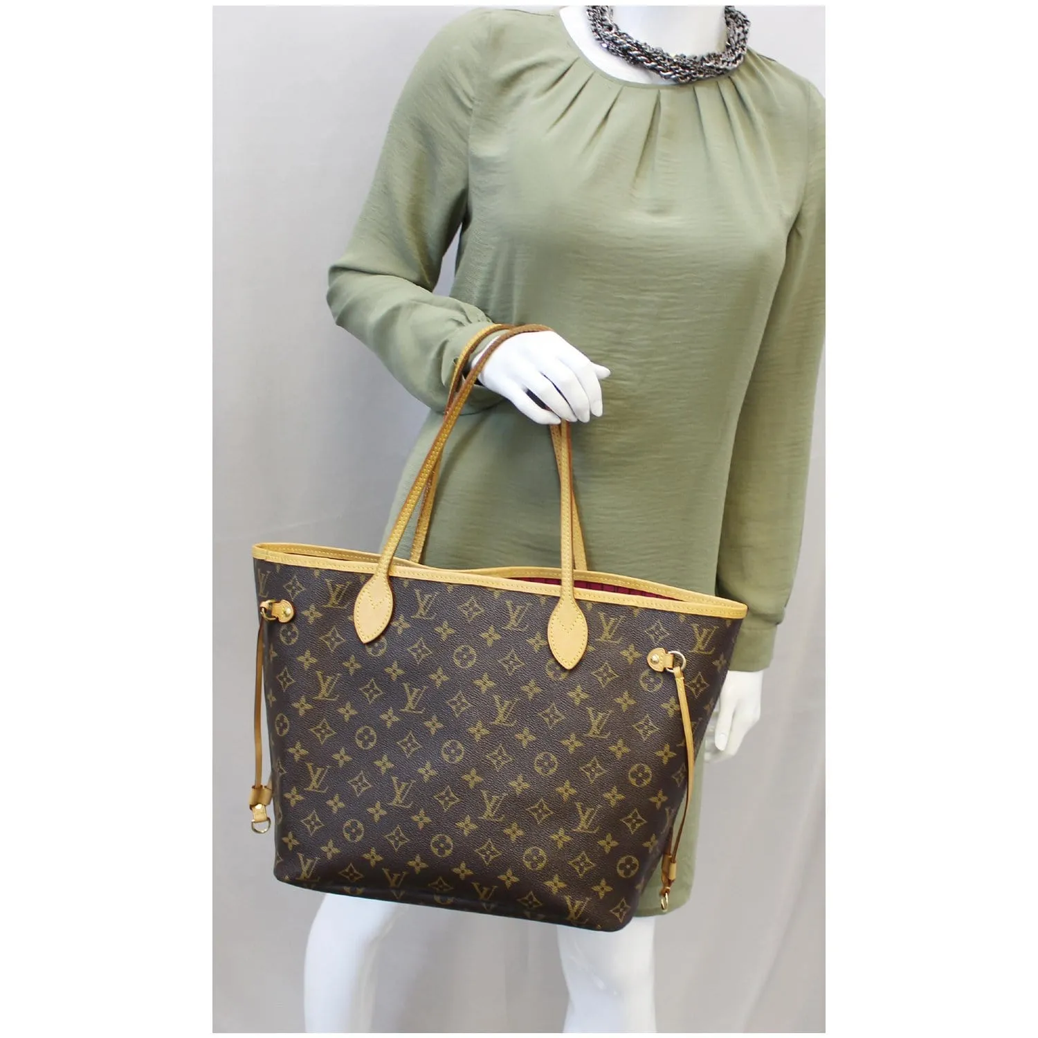 LOUIS VUITTON Neverfull MM Monogram Canvas Tote Shoulder Bag Brown