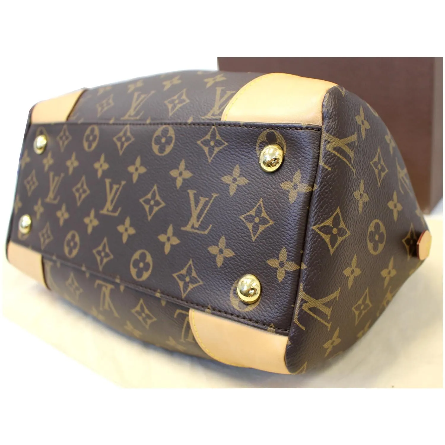 LOUIS VUITTON Segur Monogram Canvas Shoulder Handbag Brown