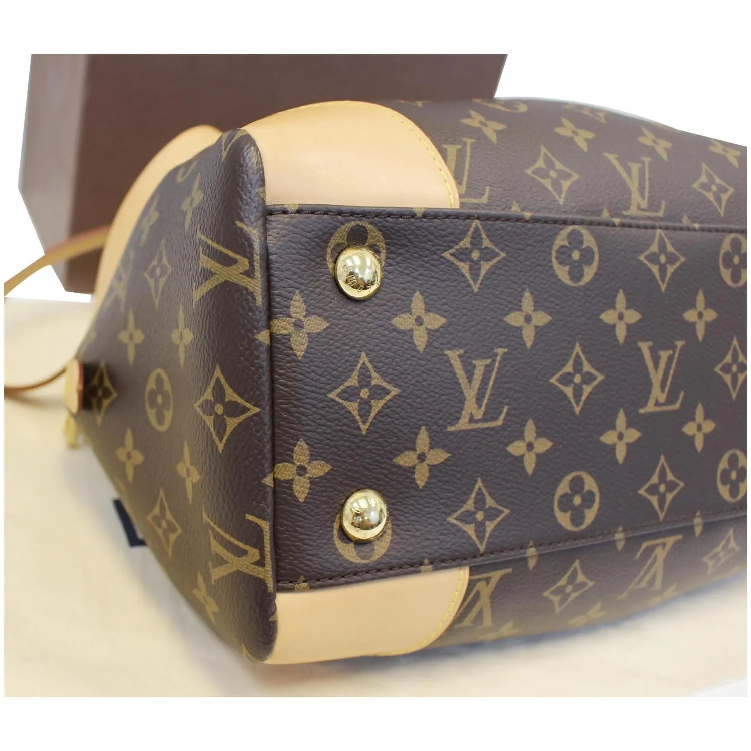 LOUIS VUITTON Segur Monogram Canvas Shoulder Handbag Brown