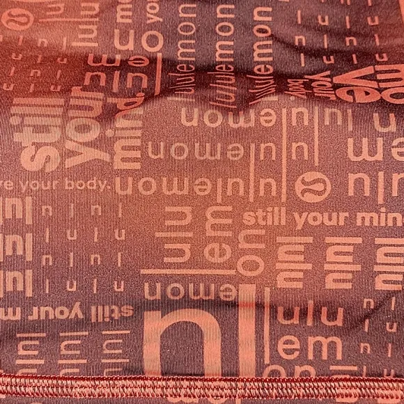 Lululemon Energy Bra, High Neck, Long Line,Sz. 8, Ombre Red Multi print, NWT