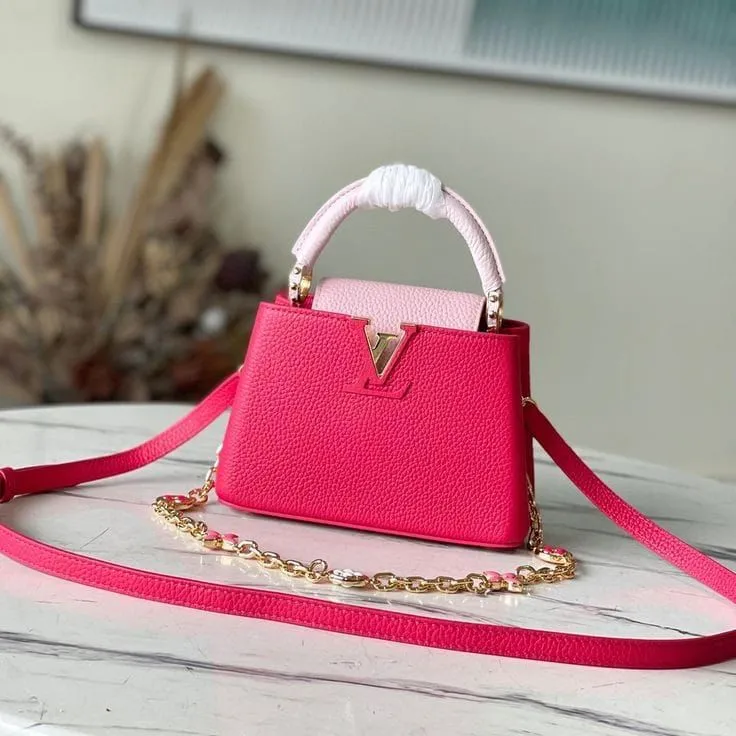LV Capucines