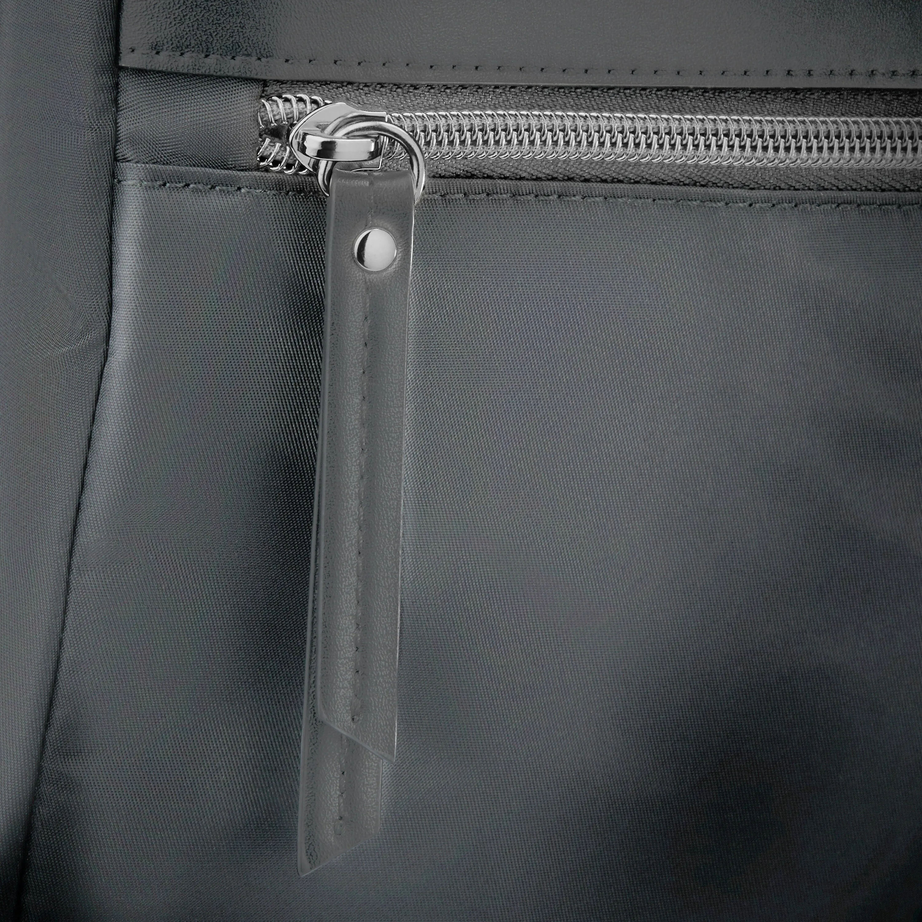 Mobile Solution Convertible Slim Brief