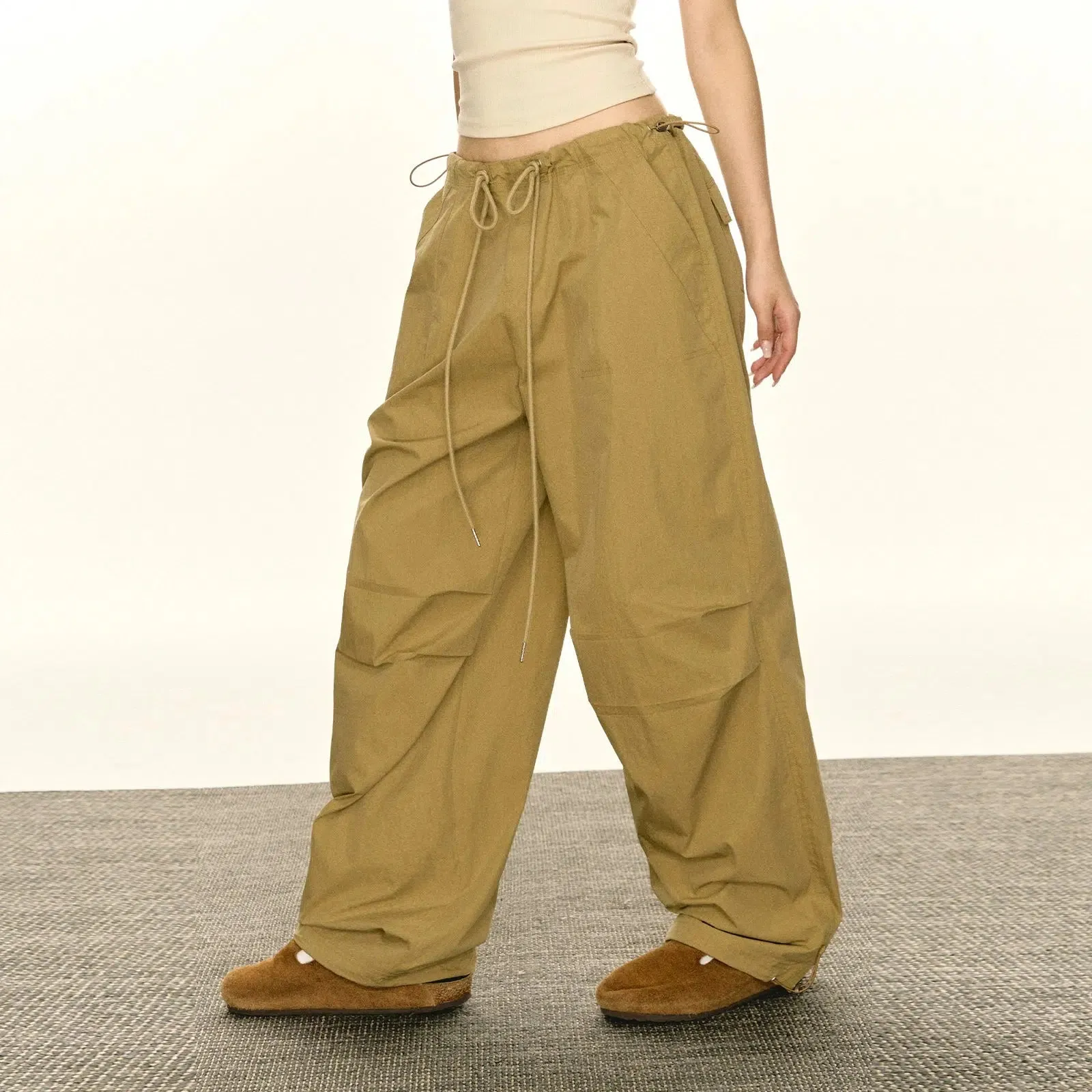Multiple Pockets Drawstring Cargo Pants
